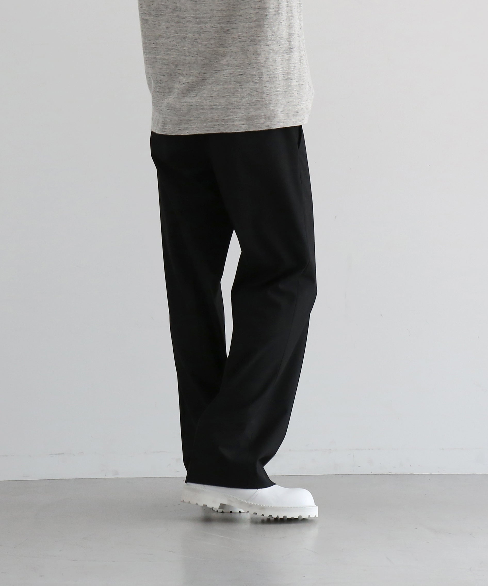 KAIKO Low rise slacks "BLACK"