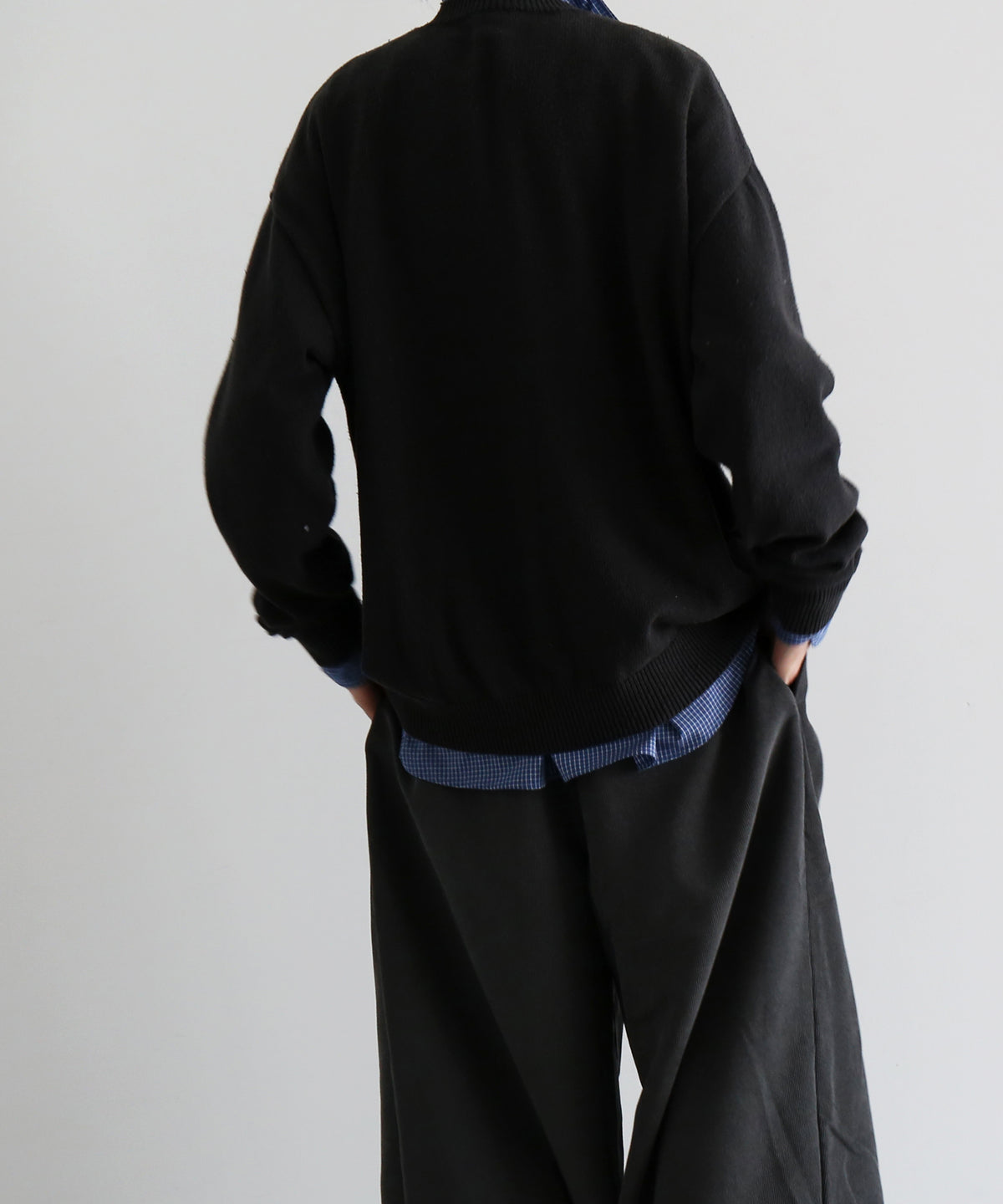 ISSUETHINGS 26b/131-c/w-00 "CHARCOAL GRAY"