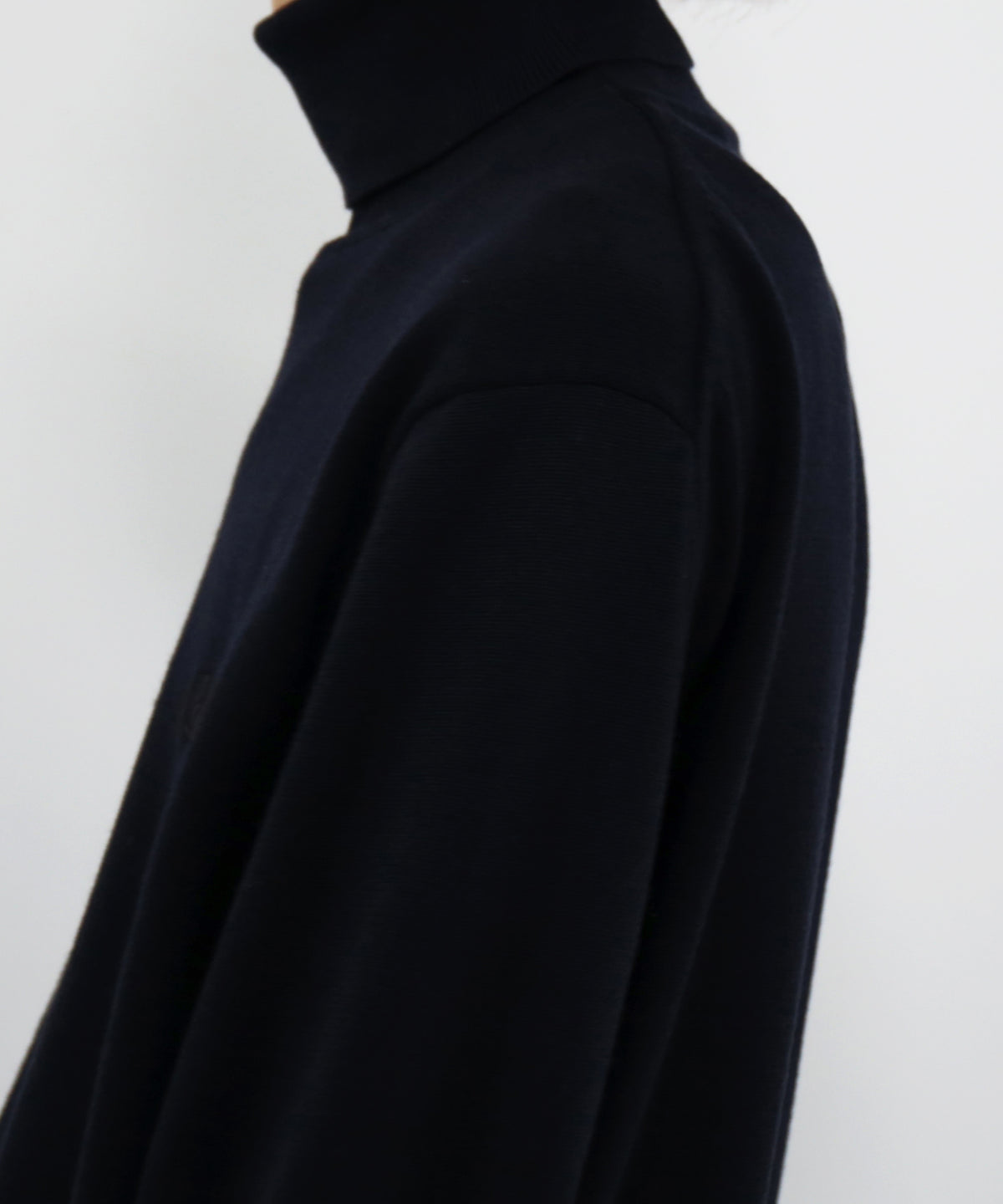 FRED PERRY Classic roll neck jumper “NAVY”