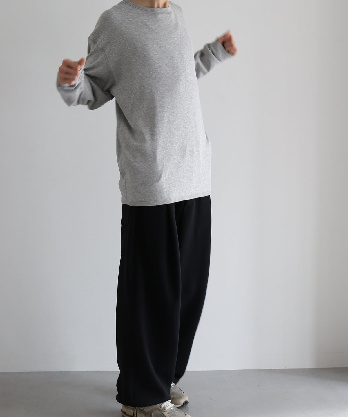 KAIKO Double ls tee "FIGURE"