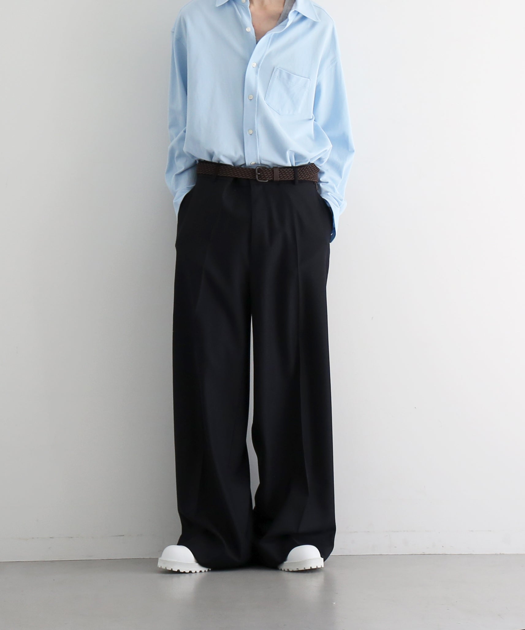 【EXCLUSIVE】NEONSIGN Anatomic straight slacks "NAVY"