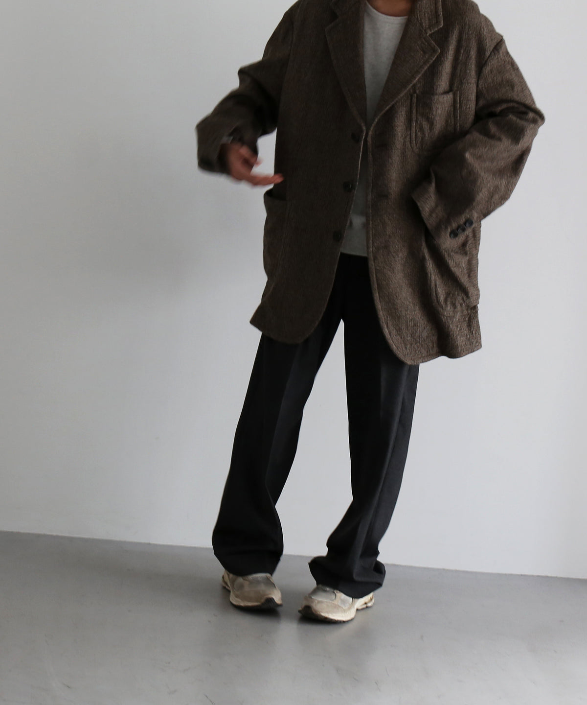 ensou. Hypersized blazer / a. "BROWN GUN CLUB"