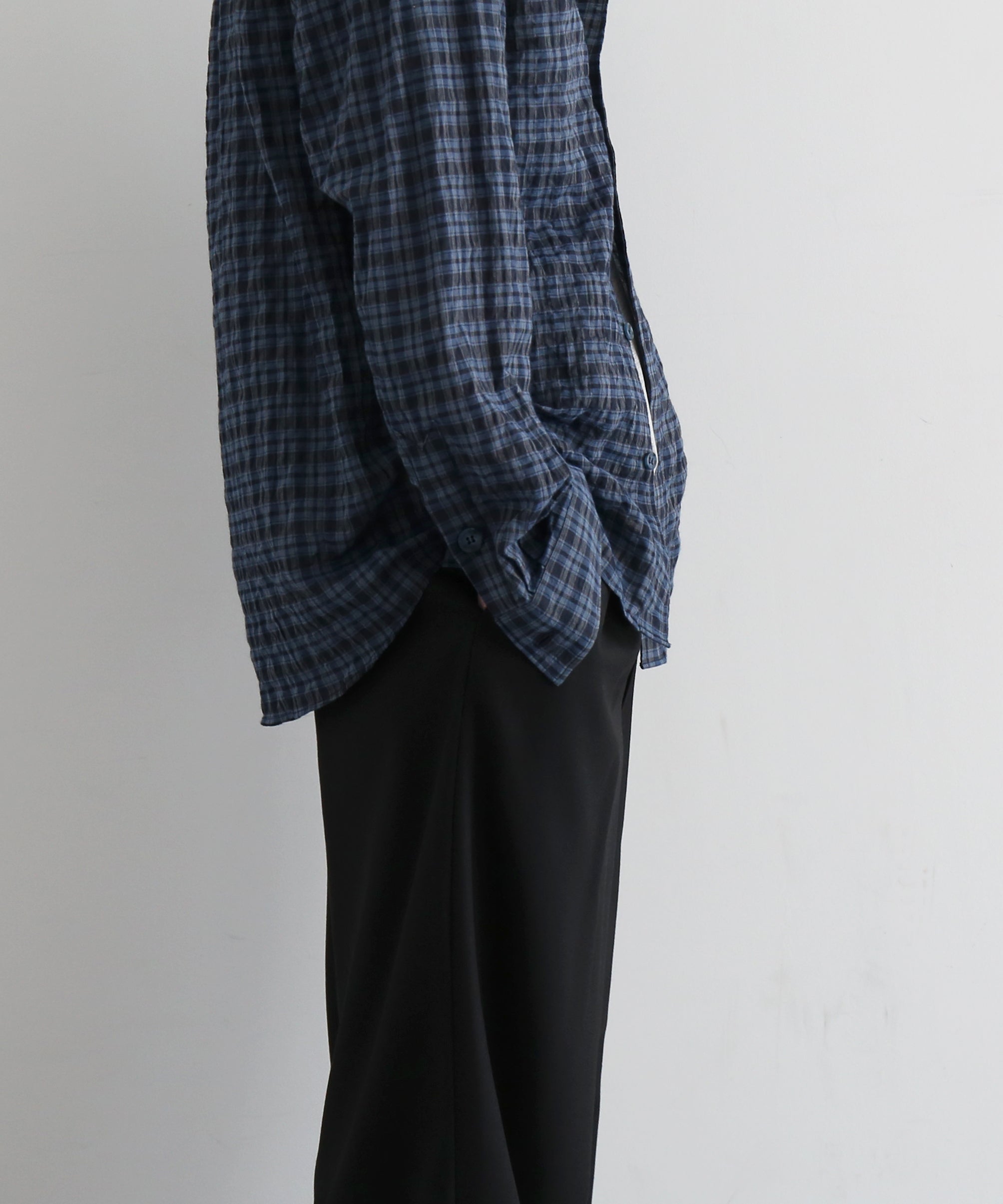 D.W.W.W Notch puffy "NAVY"