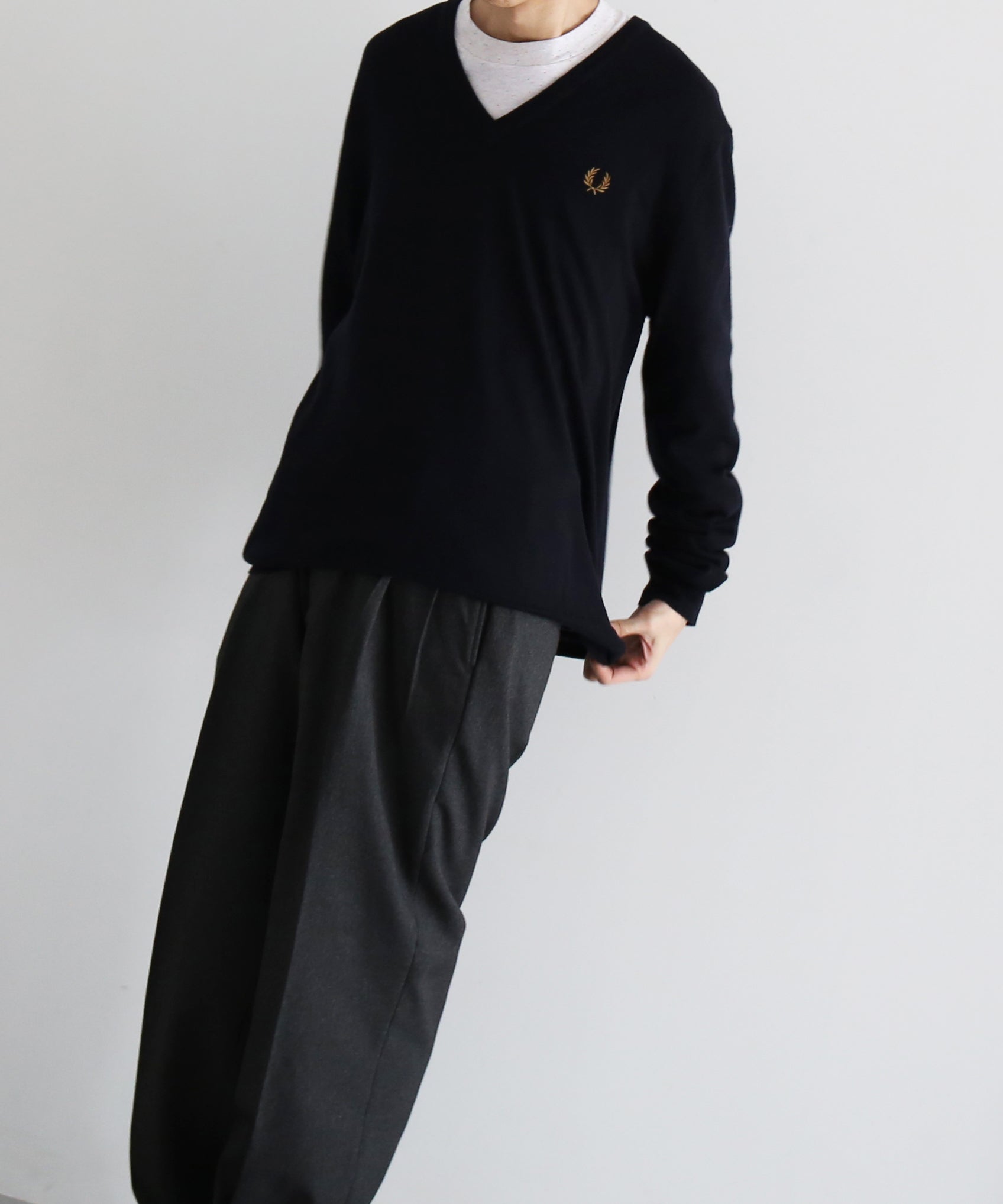 FRED PERRY【フレッドペリー】 Classic v neck jumper 