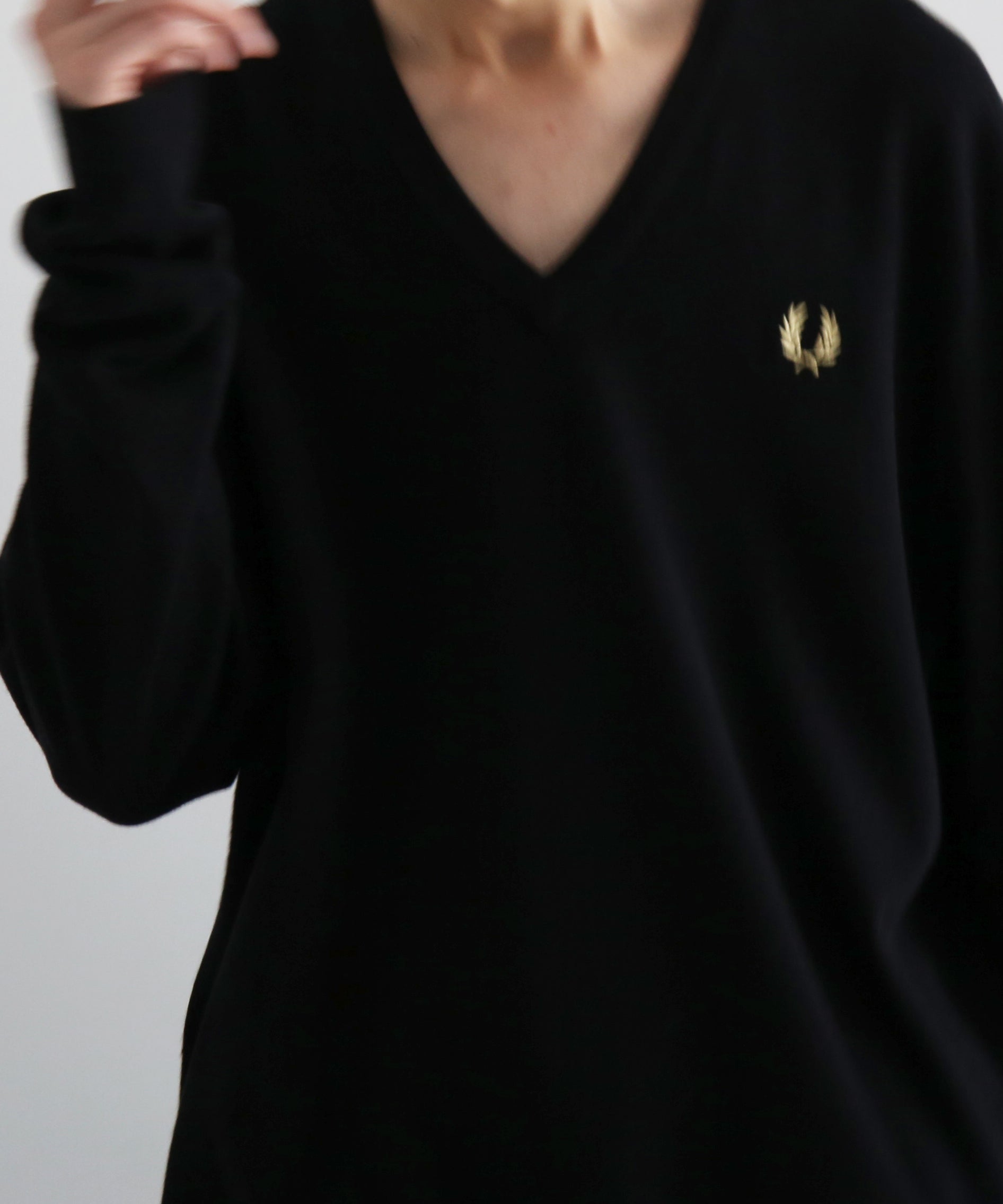 FRED PERRY【フレッドペリー】 Classic v neck jumper 