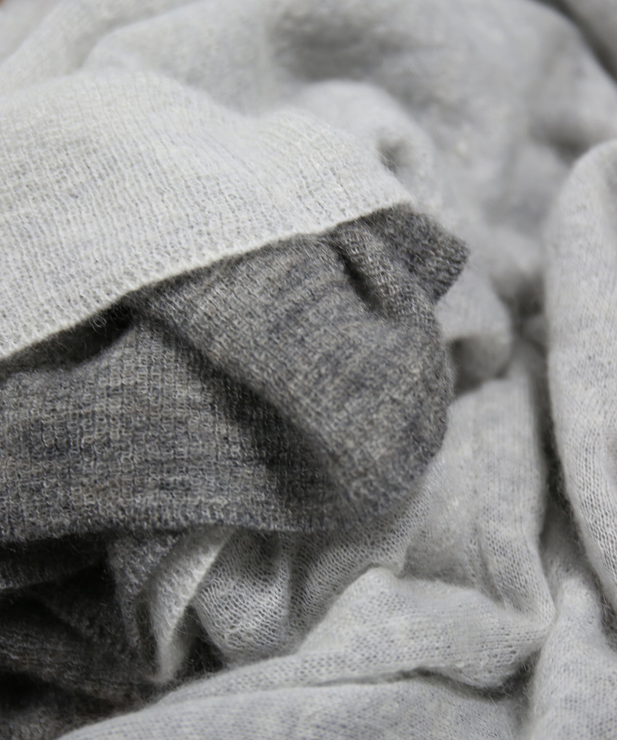 crepuscule W/g mohair reversible p/o "BLACK/GRAY"