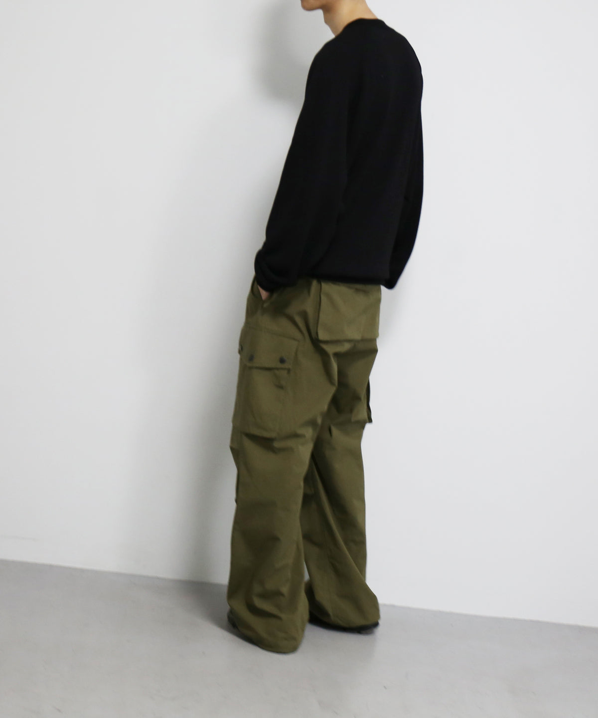 OLD FOLK HOUSE Washable wool sweatshirt "BLACK"