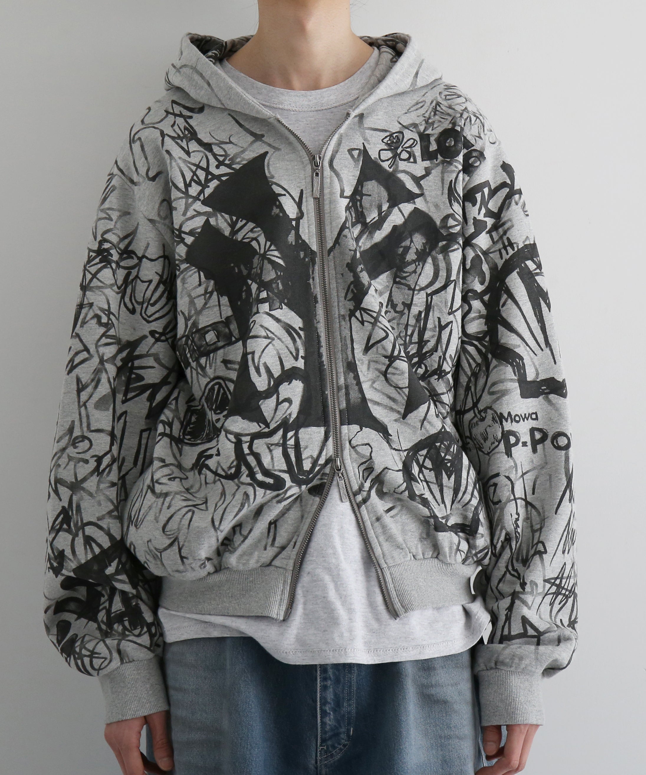 MOWALOLA Grey grafitti track top "GREY"