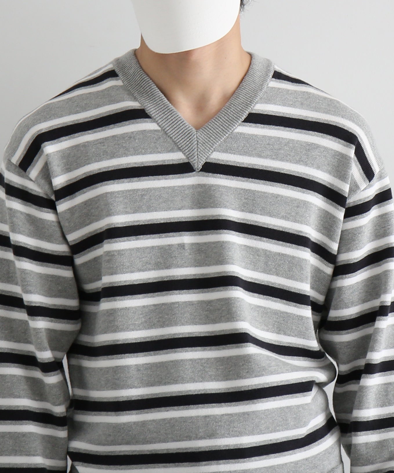 KAIKO Border v neck sweater "FIGURE2"