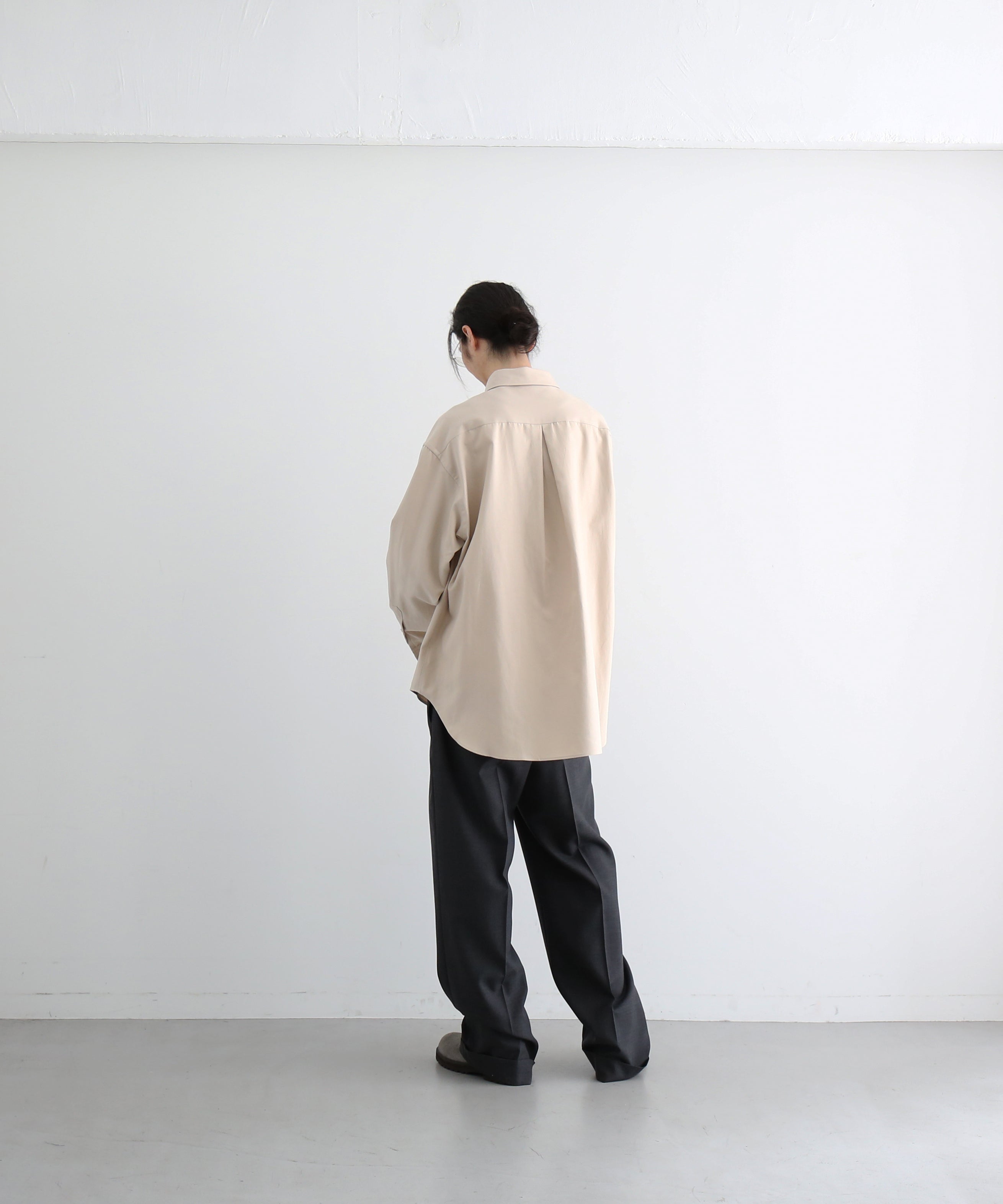 WHOWHAT Origami pocket shirt <long sl> "BEIGE"