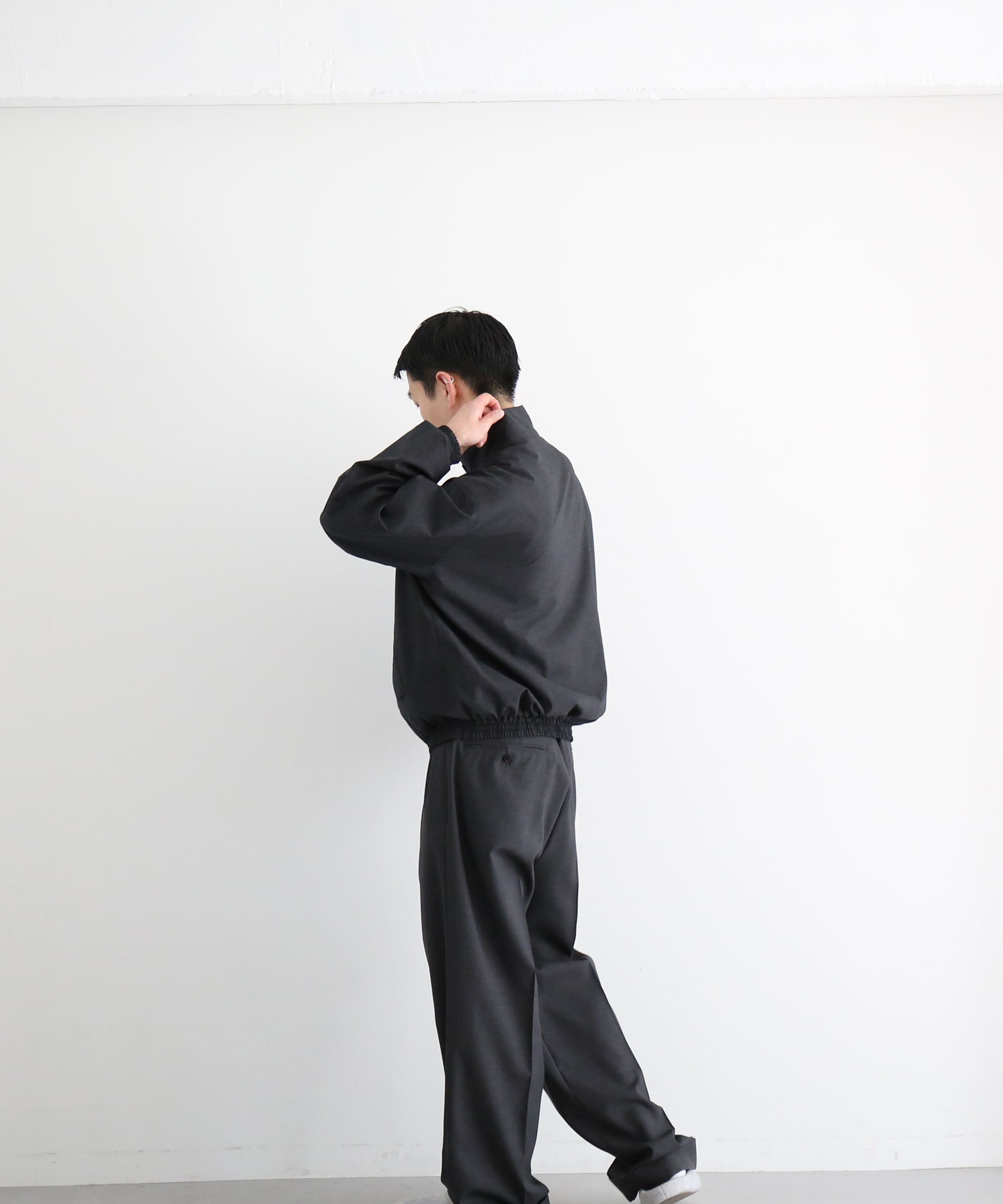 AURALEE Ultra fine tropical wool zip blouson "TOP CHARCOAL"