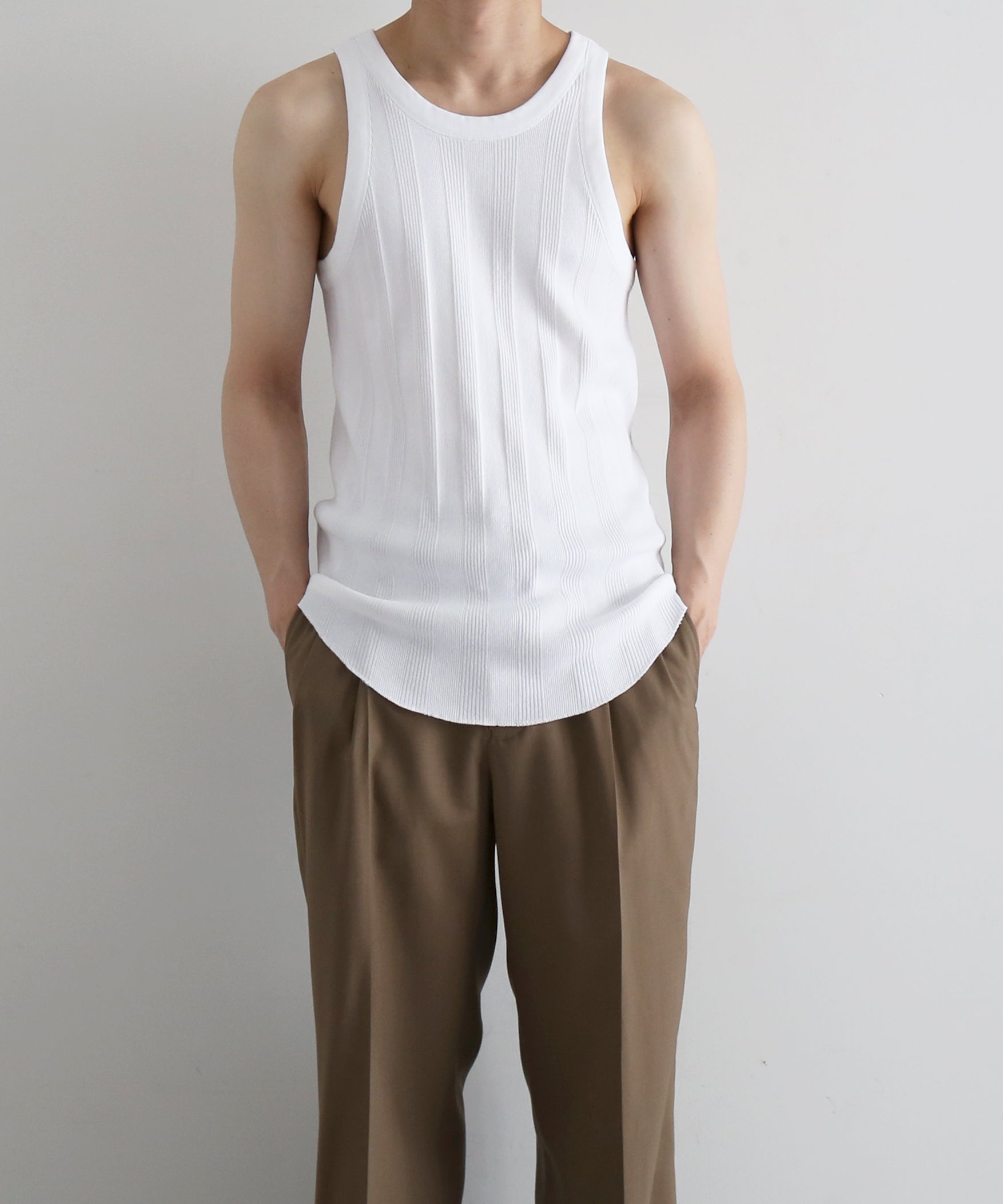 UNUSED Us2601 Tank top "WHITE"