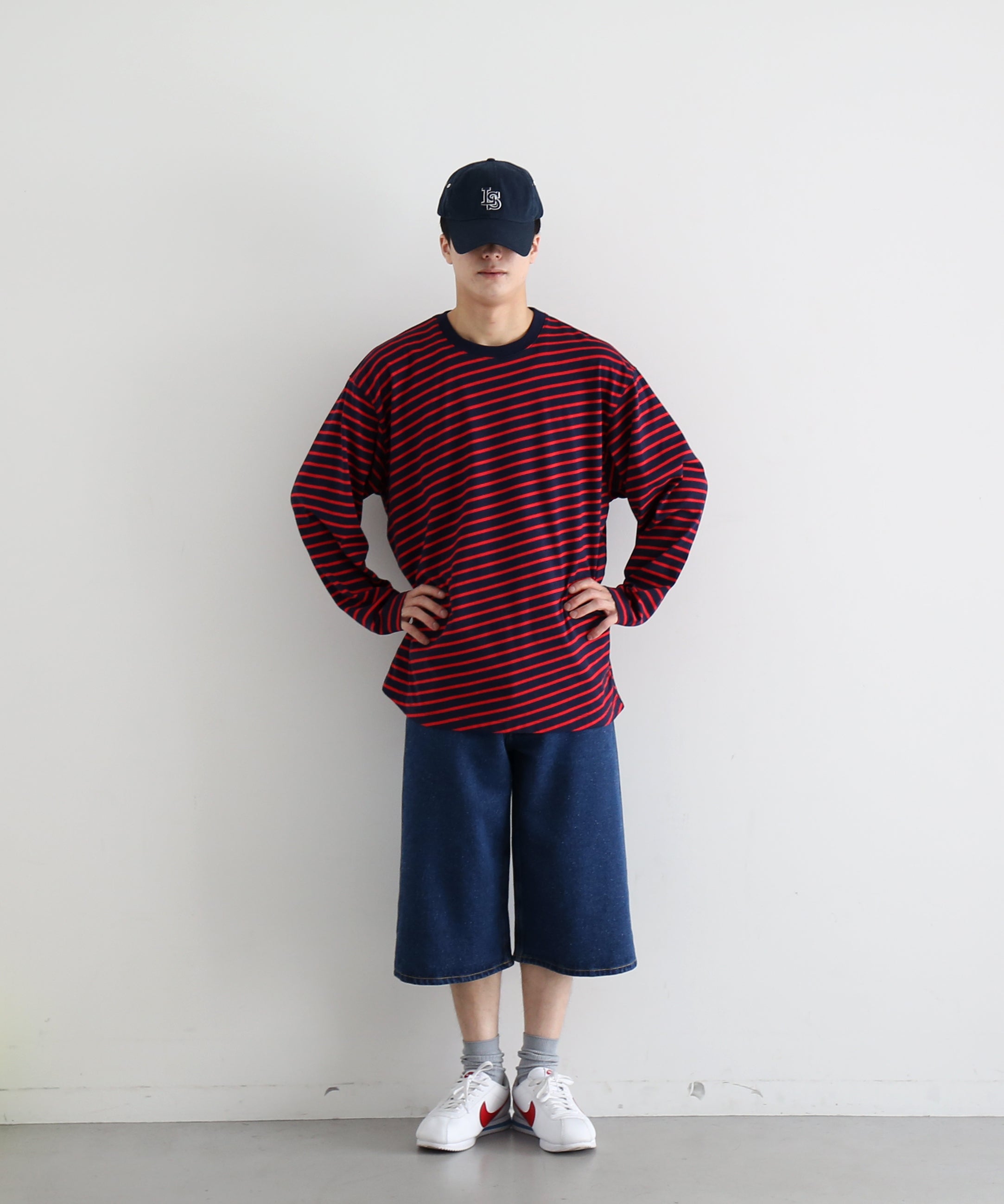 VOAAOV Border l/s tee "NAVY / RED"
