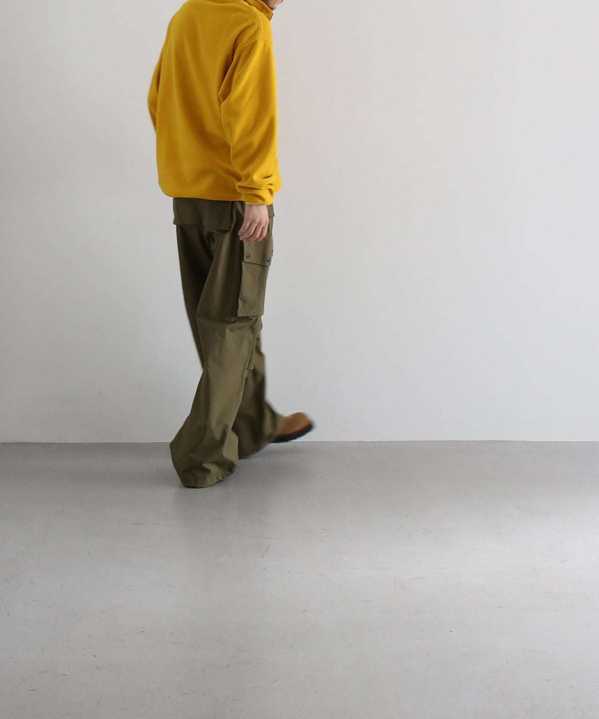 entire studios Shell fleece “CANARY”