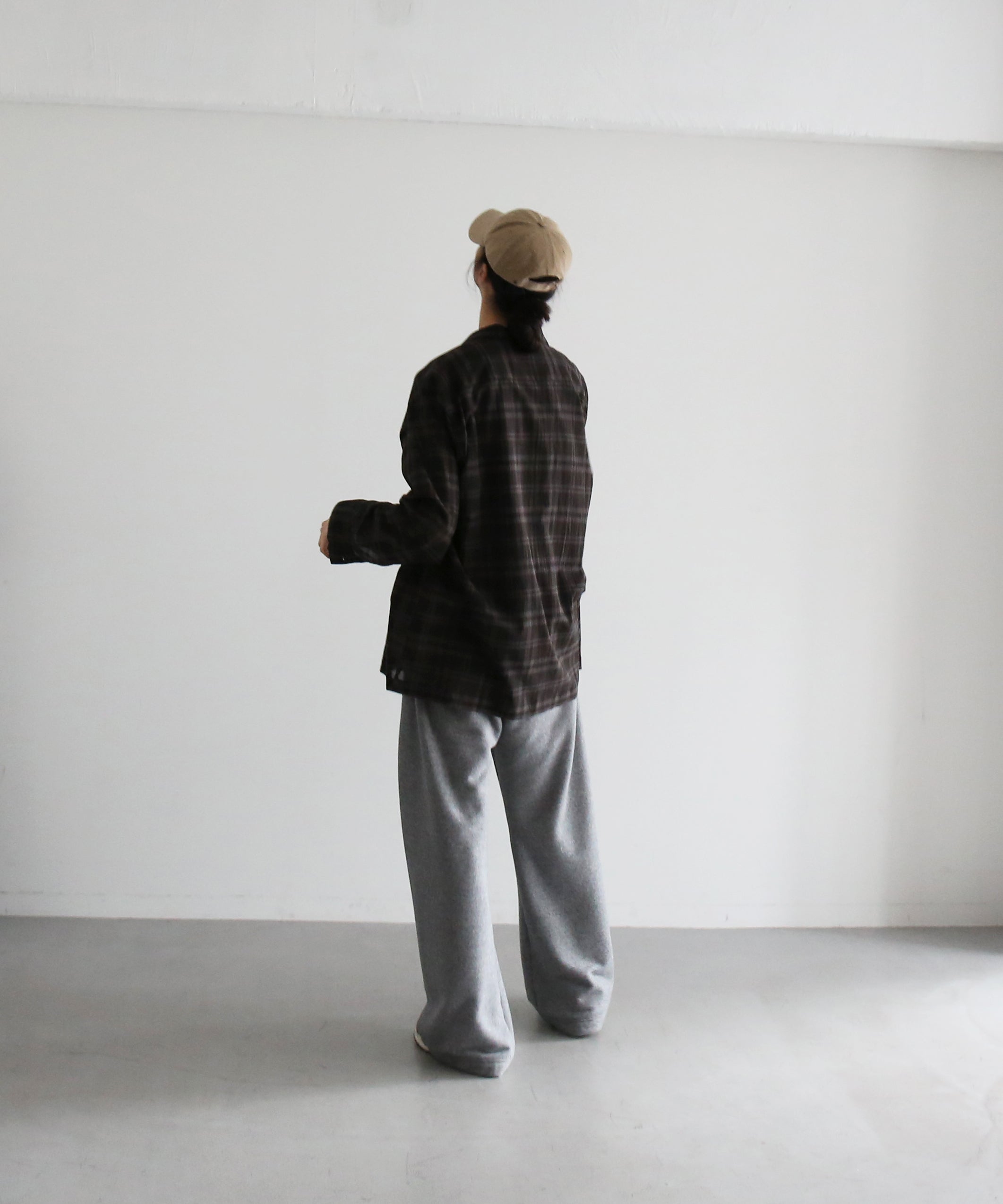 VOAAOV Shadow check l/s shirt "CHARCOAL"