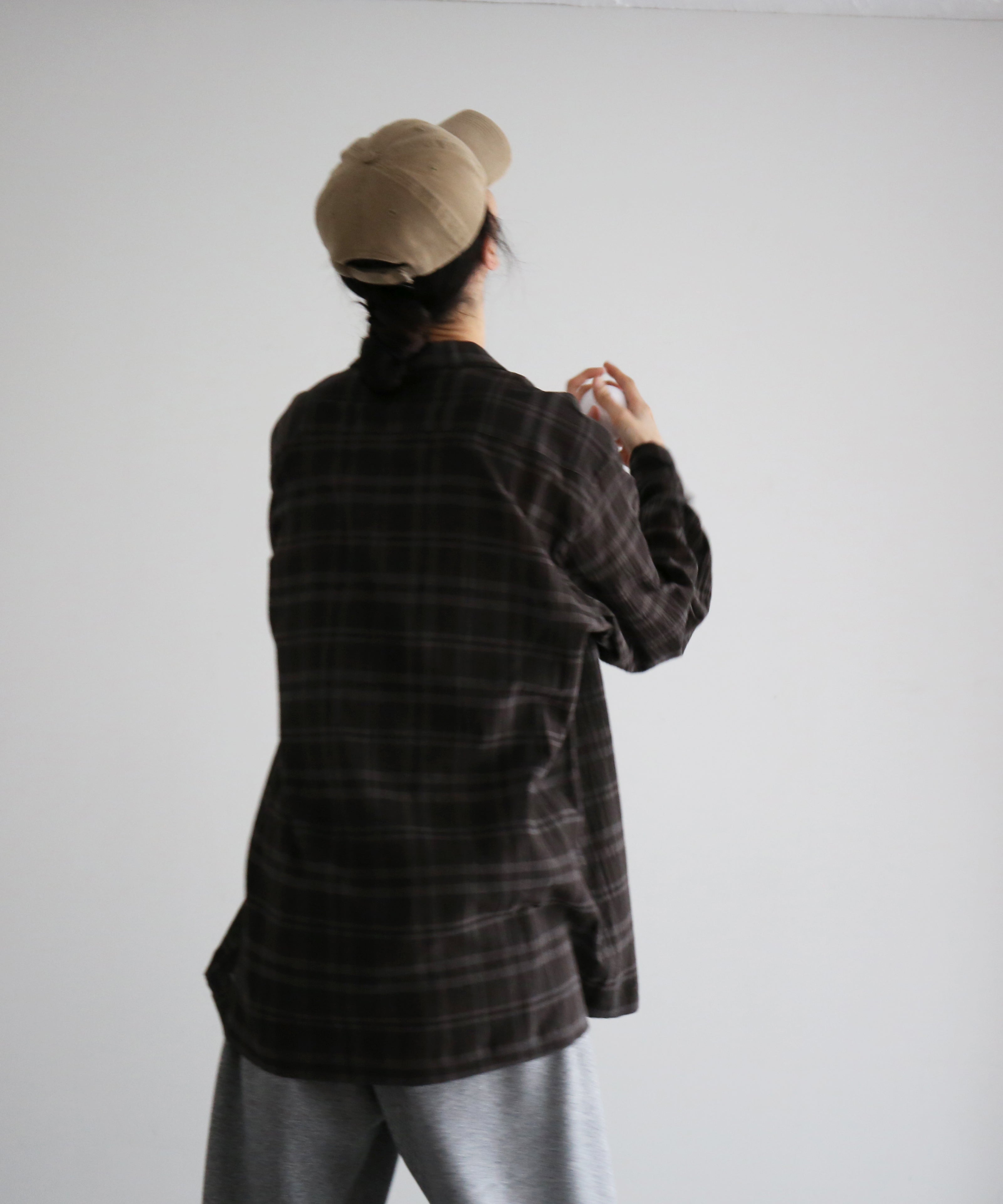 VOAAOV Shadow check l/s shirt "CHARCOAL"