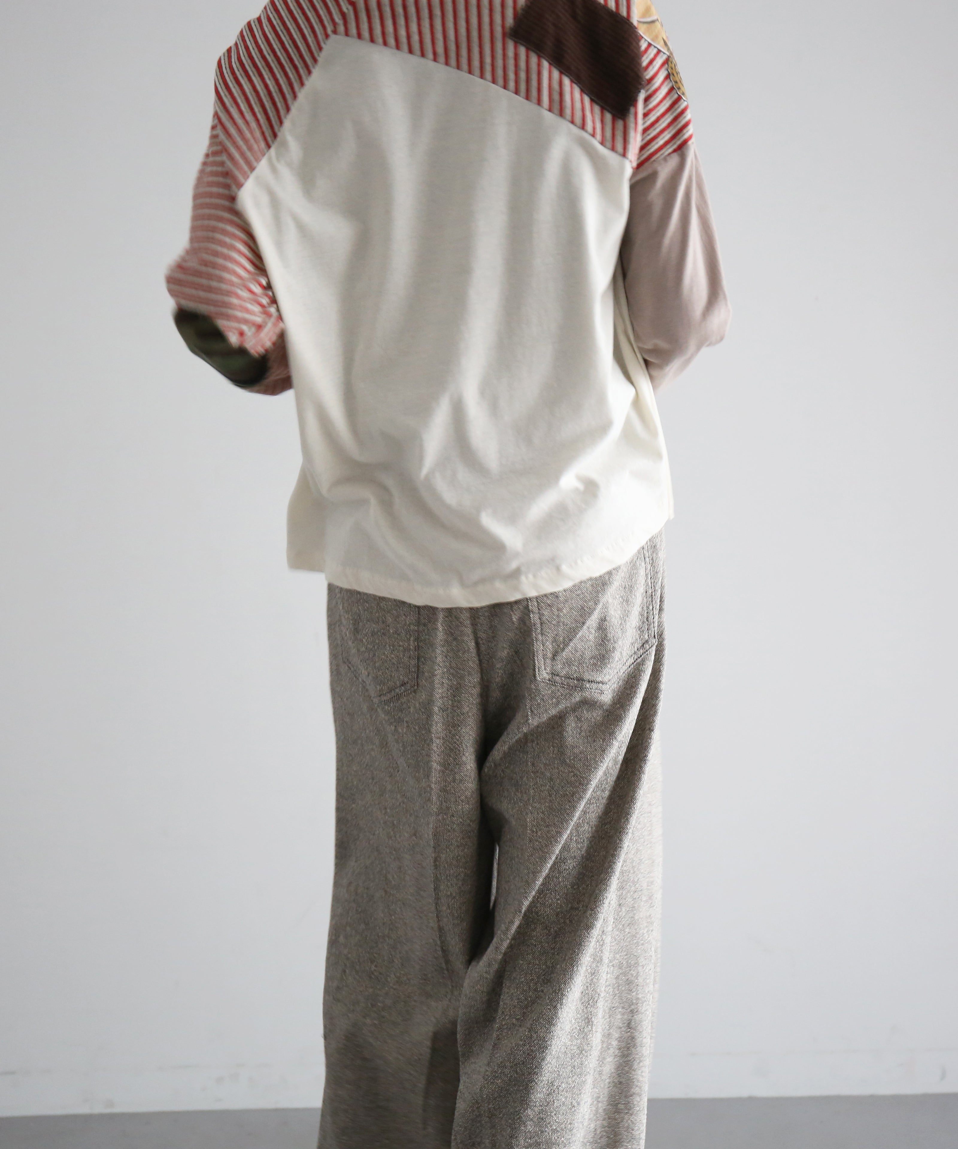 FAF(FAKE AS FLOWERS) Stripe raglan "ECRU"
