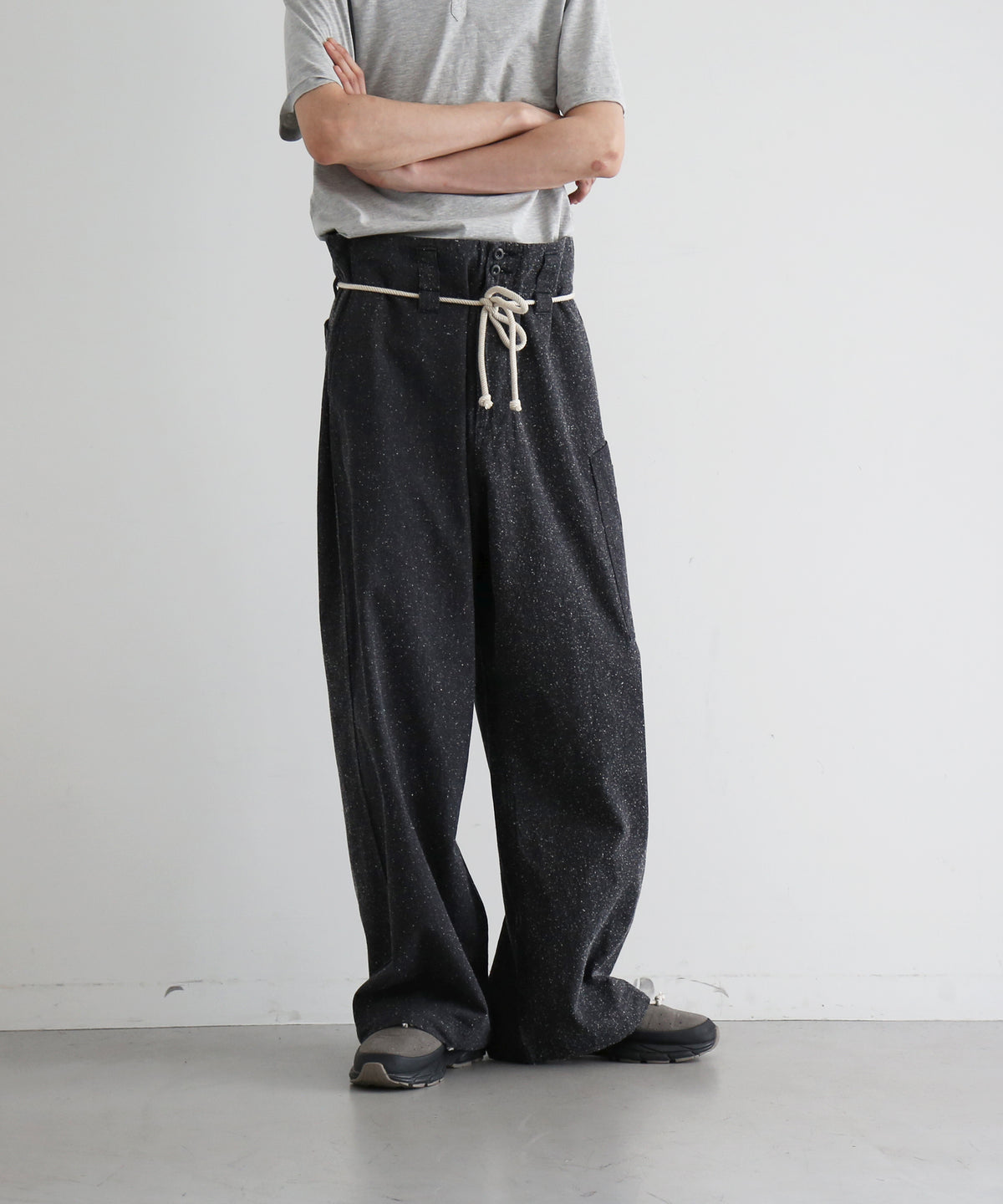 【EXCLUSIVE】WHOWHAT Origami pocket cargo pants "BLACK"