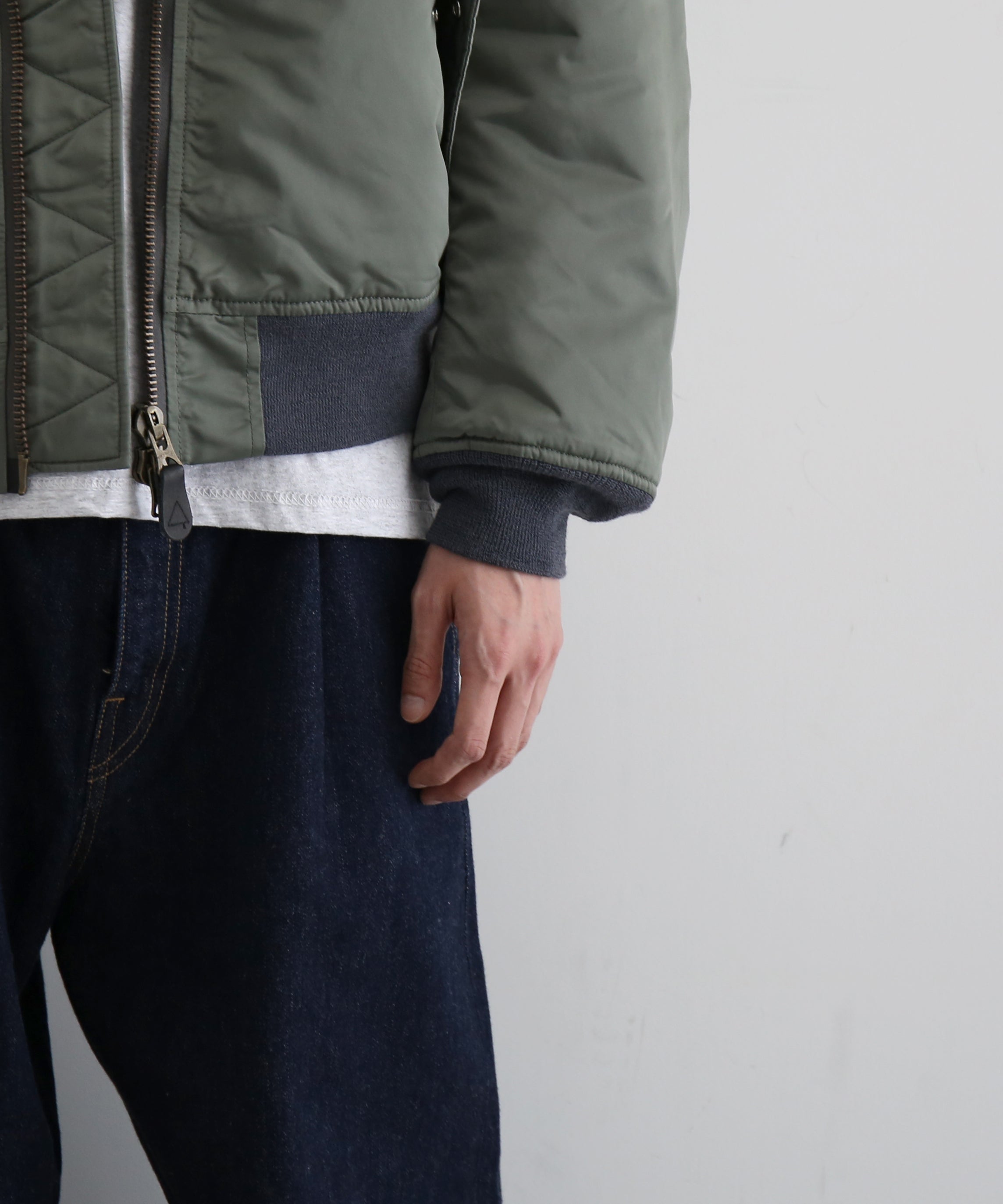 my beautiful landlet Flower stitch ma-1 "KHAKI"