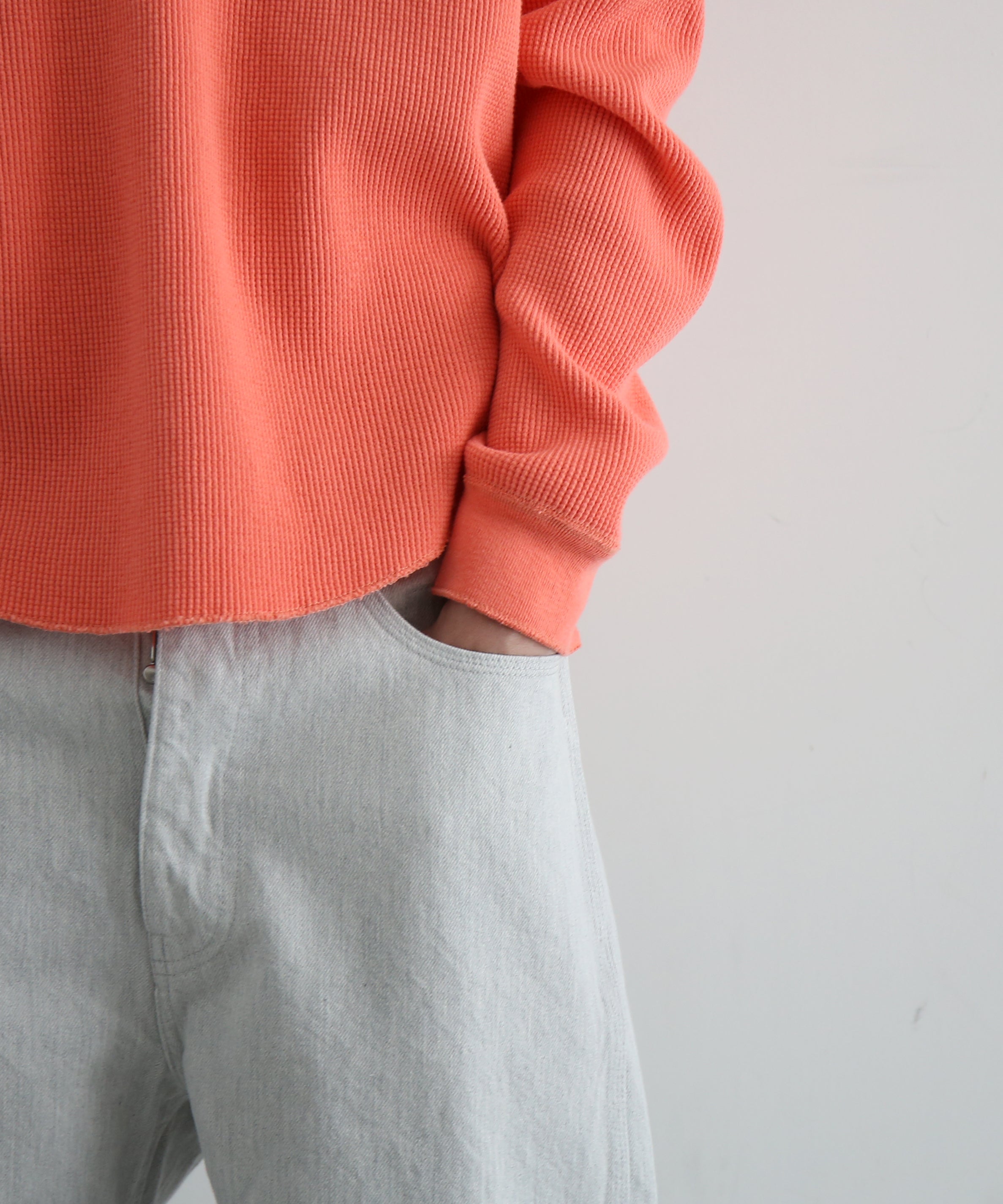 UNUSED Us2595 long-sleeve henry neck waffle t-shirt "CORAL"