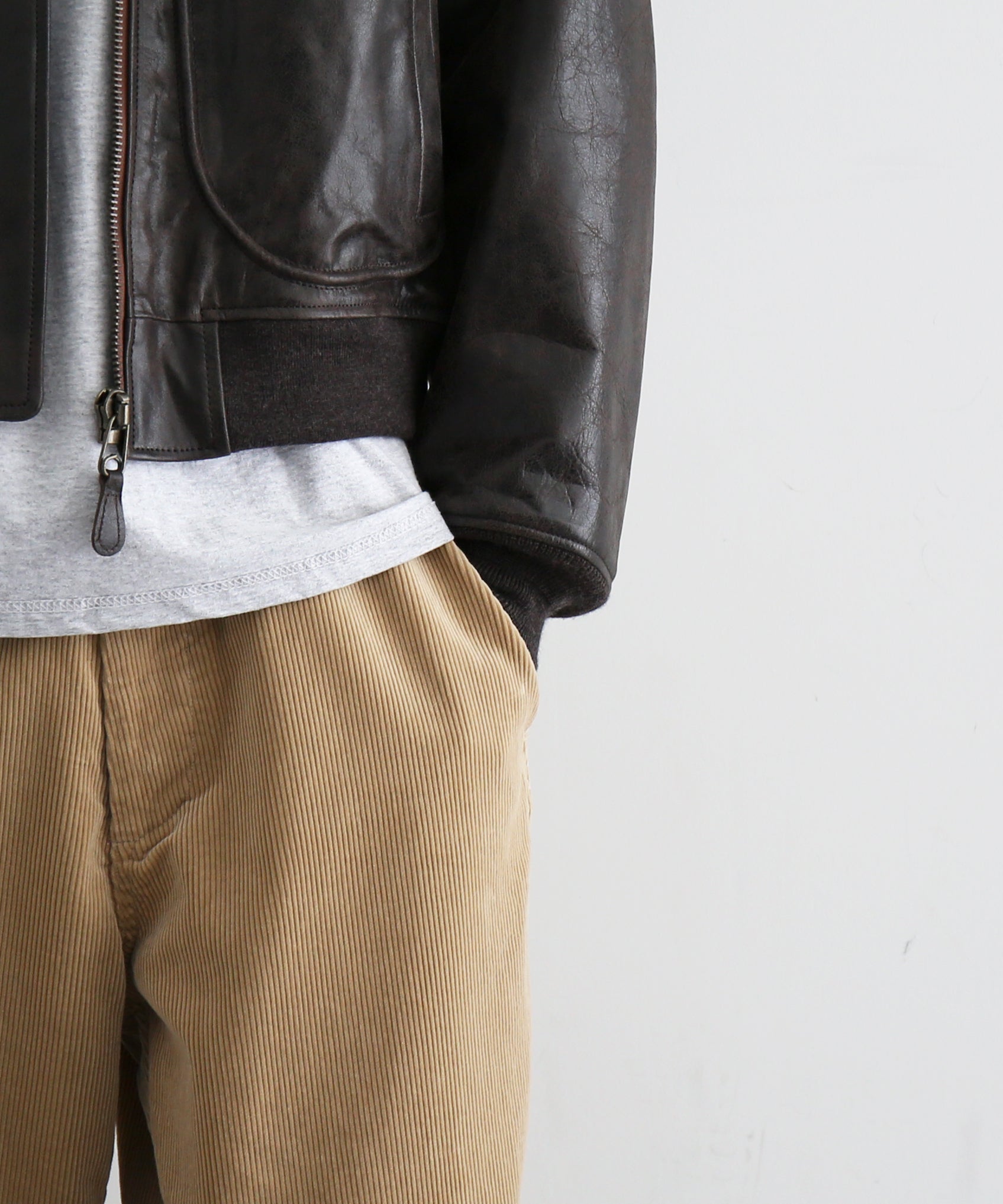 KAIKO G-2的 "D.BROWN"