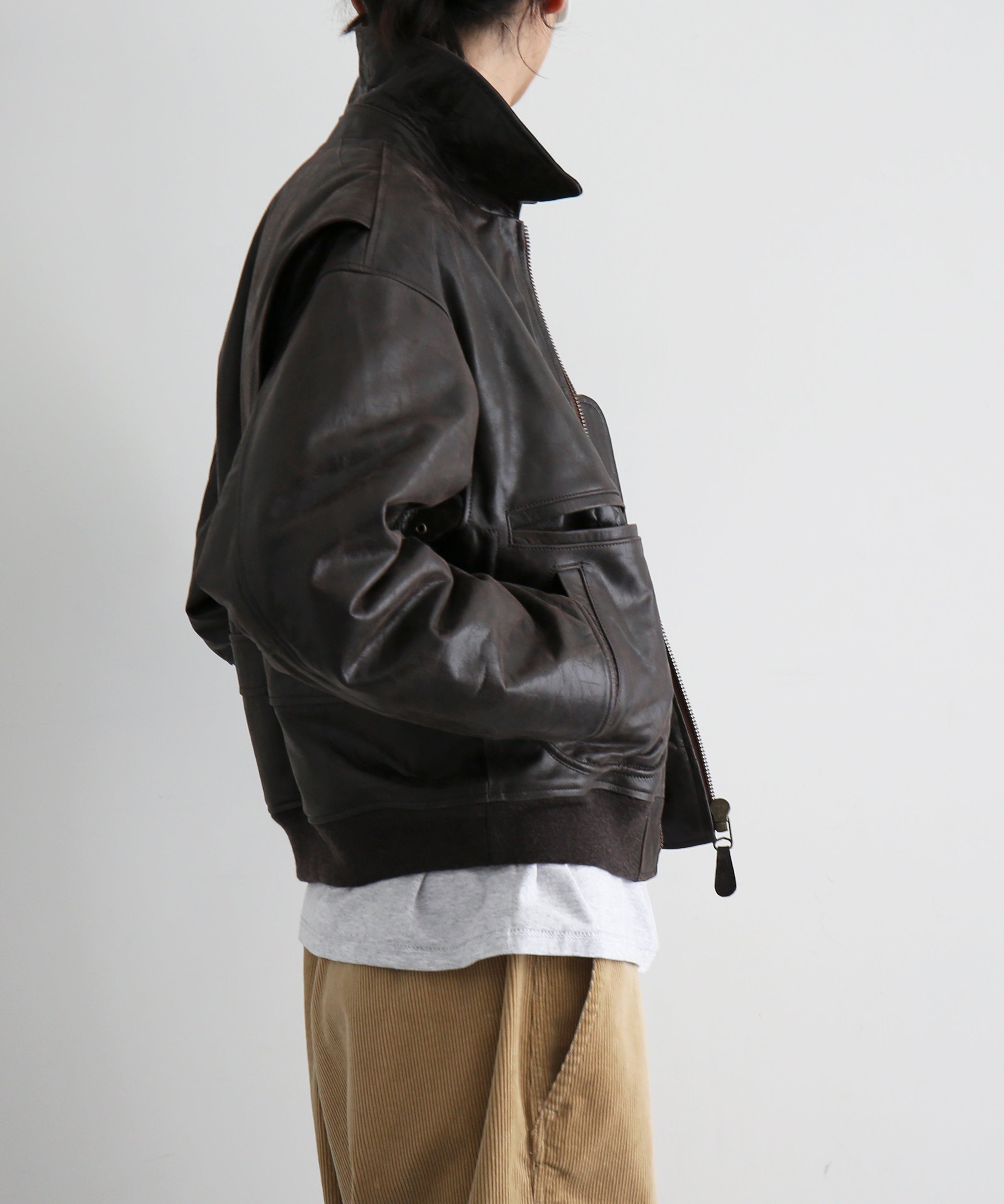 KAIKO G-2的 "D.BROWN"