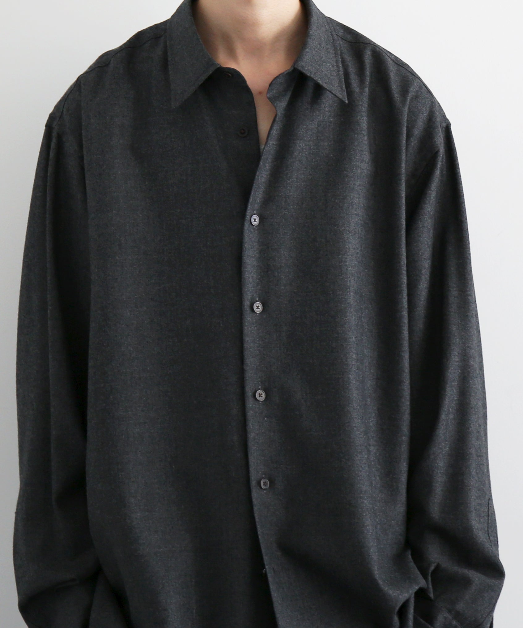 AURALEE Super light wool shirt "TOP CHARCOAL"