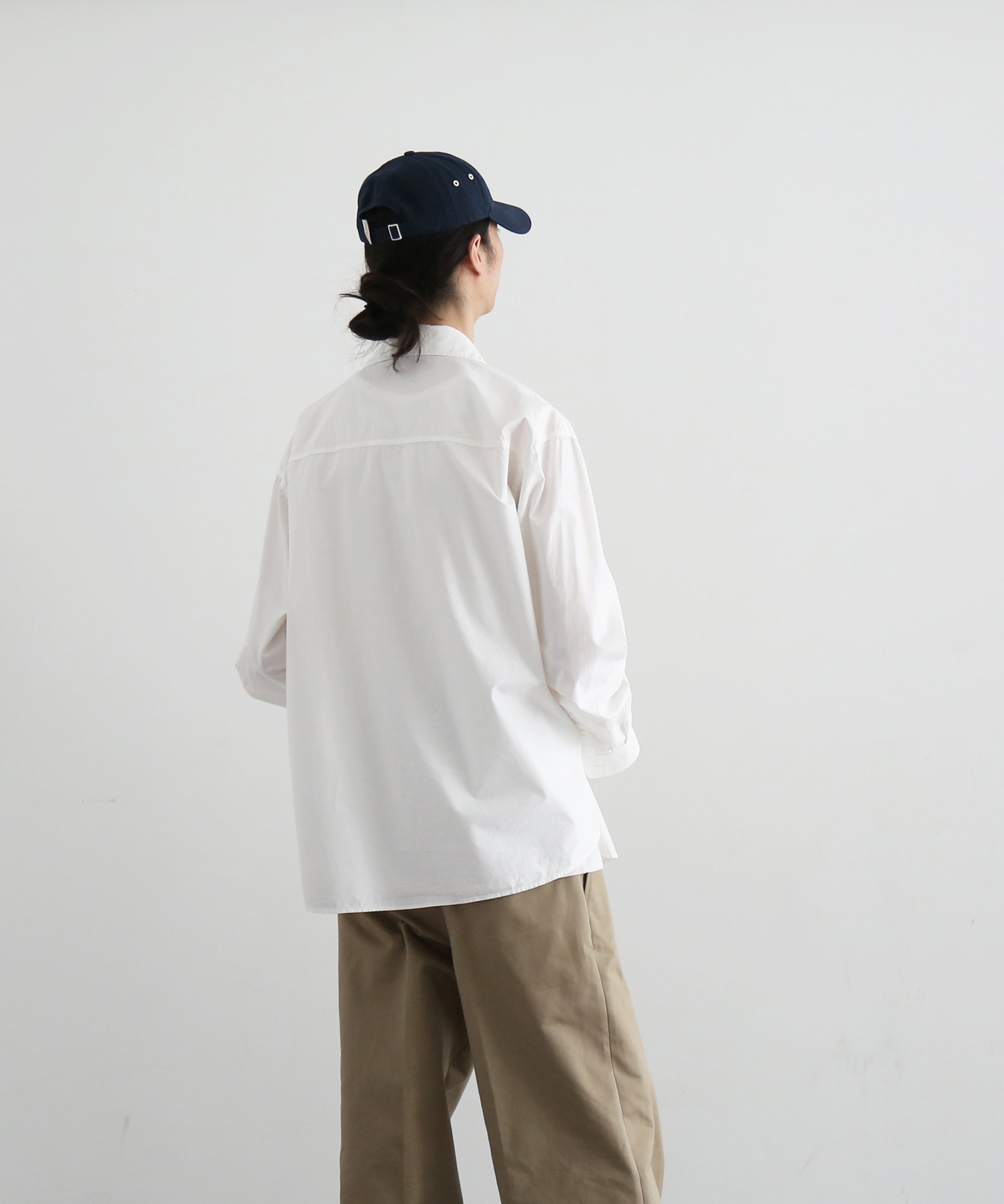AURALEE Garment-dyed finx shuttle weather shirt "WHITE"