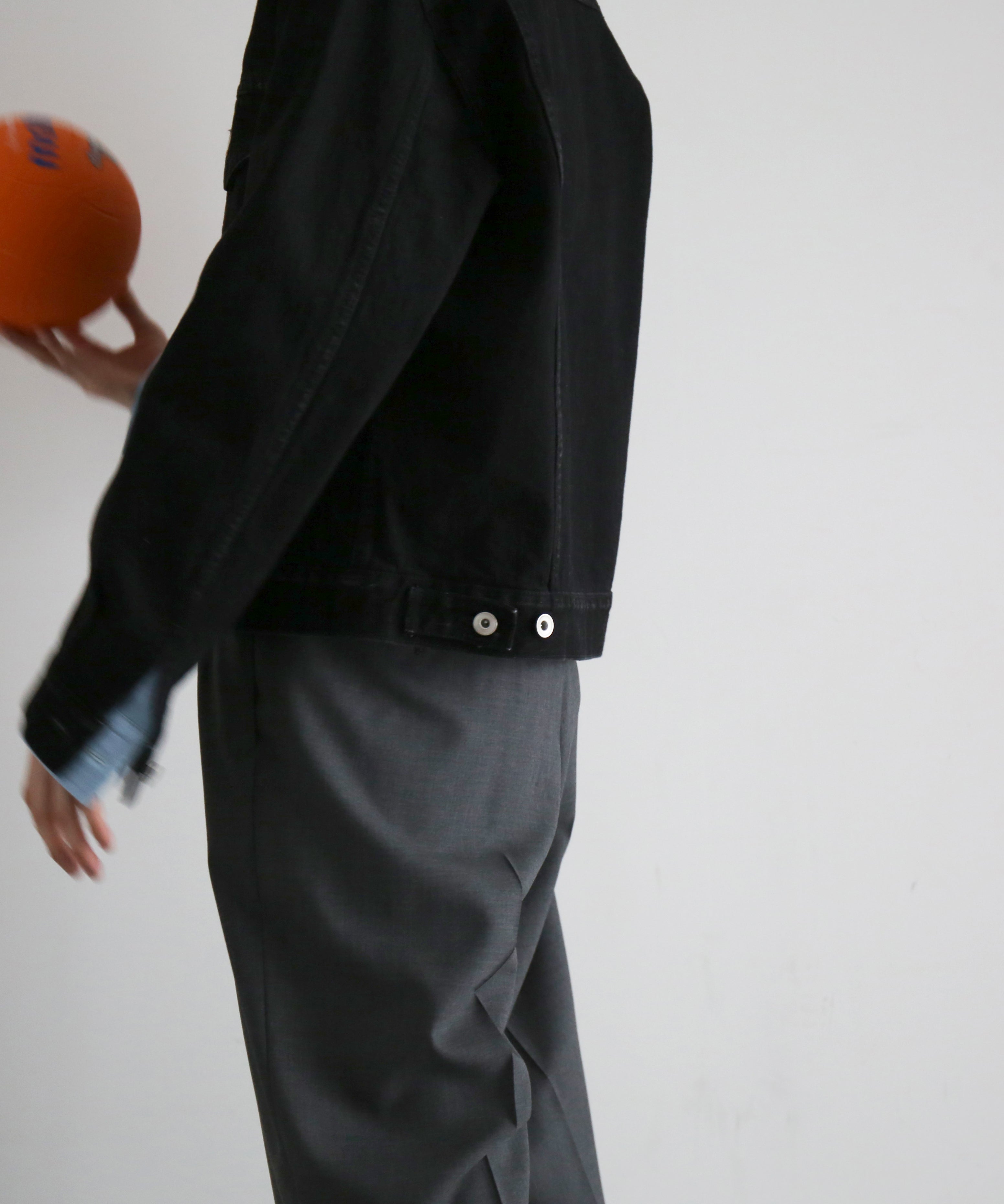 ensou. Erased jean jacket-washed "A.BLACK"