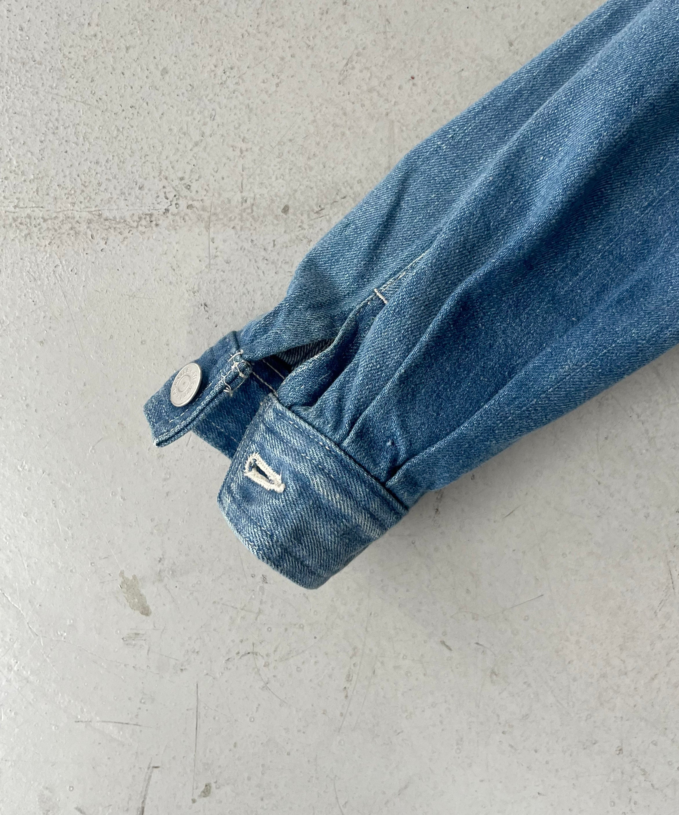 AURALEE Selvedge faded light denim blouson "LIGHT INDIGO"