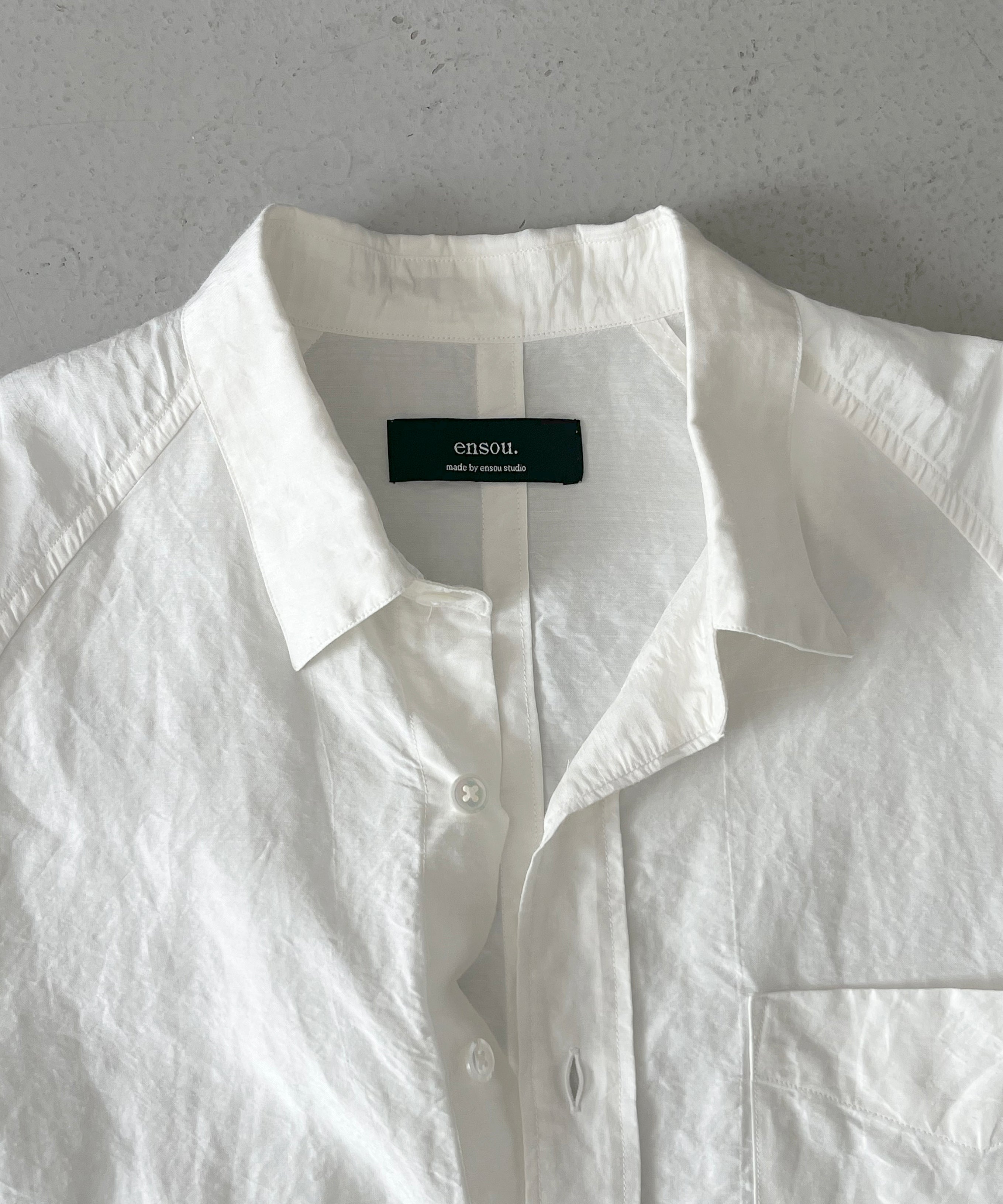 ensou. Big raglan-sleeve shirt "WHITE"