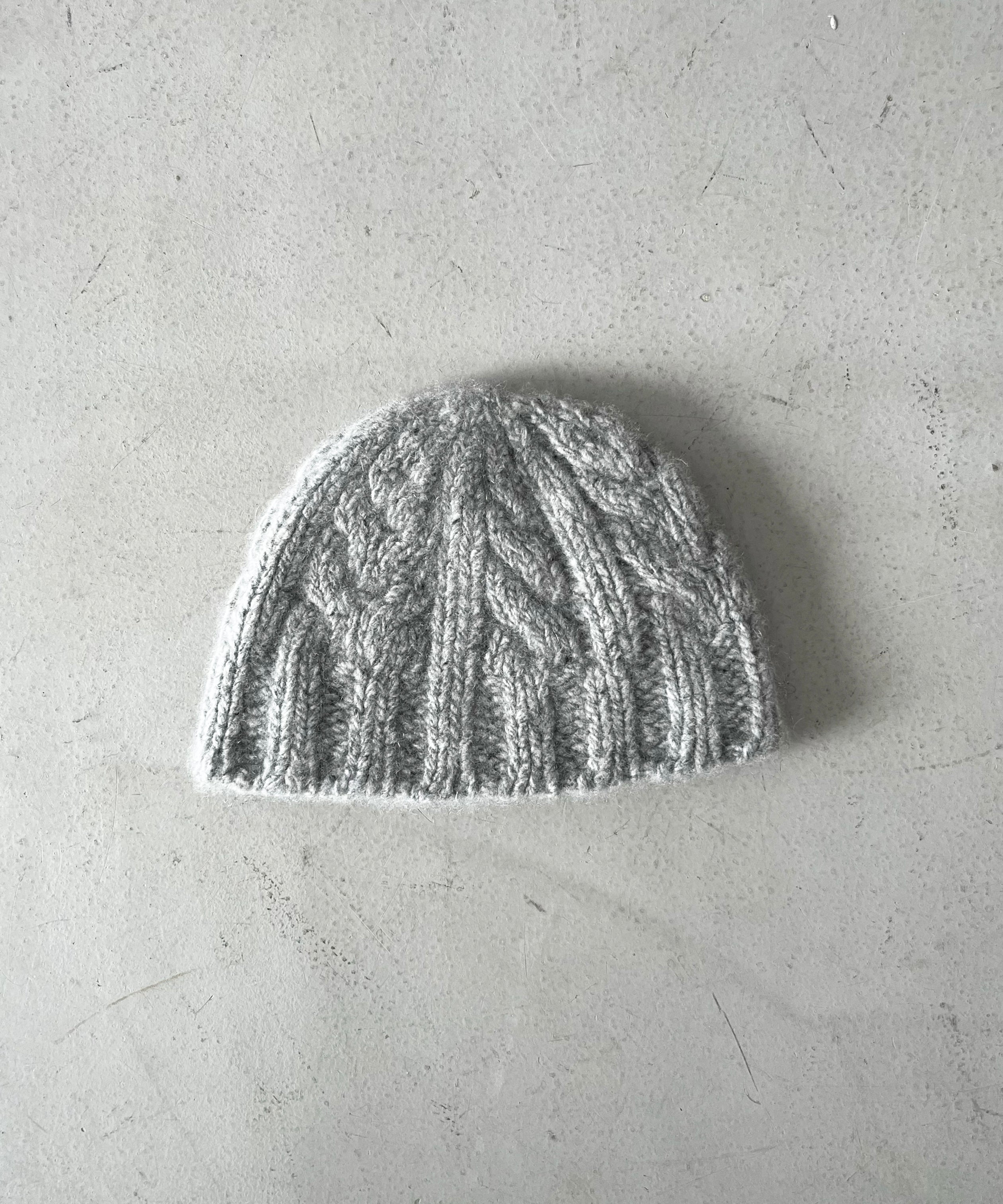 【EXCLUSIVE】crepuscule Cashmere knit cap "BEIGE"