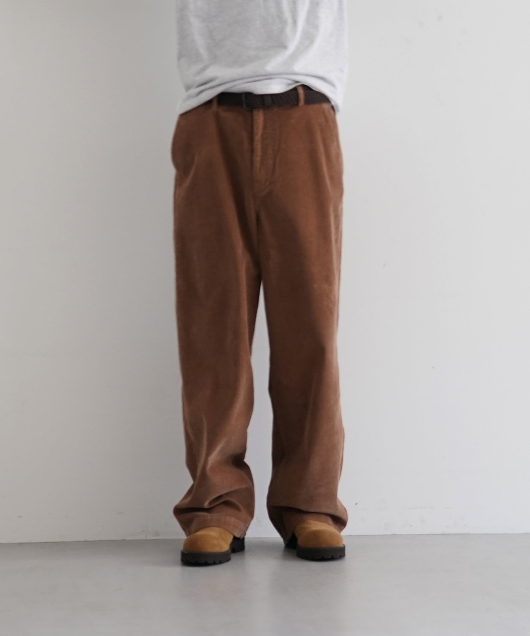 order Loose corduroy pants "BROWN"