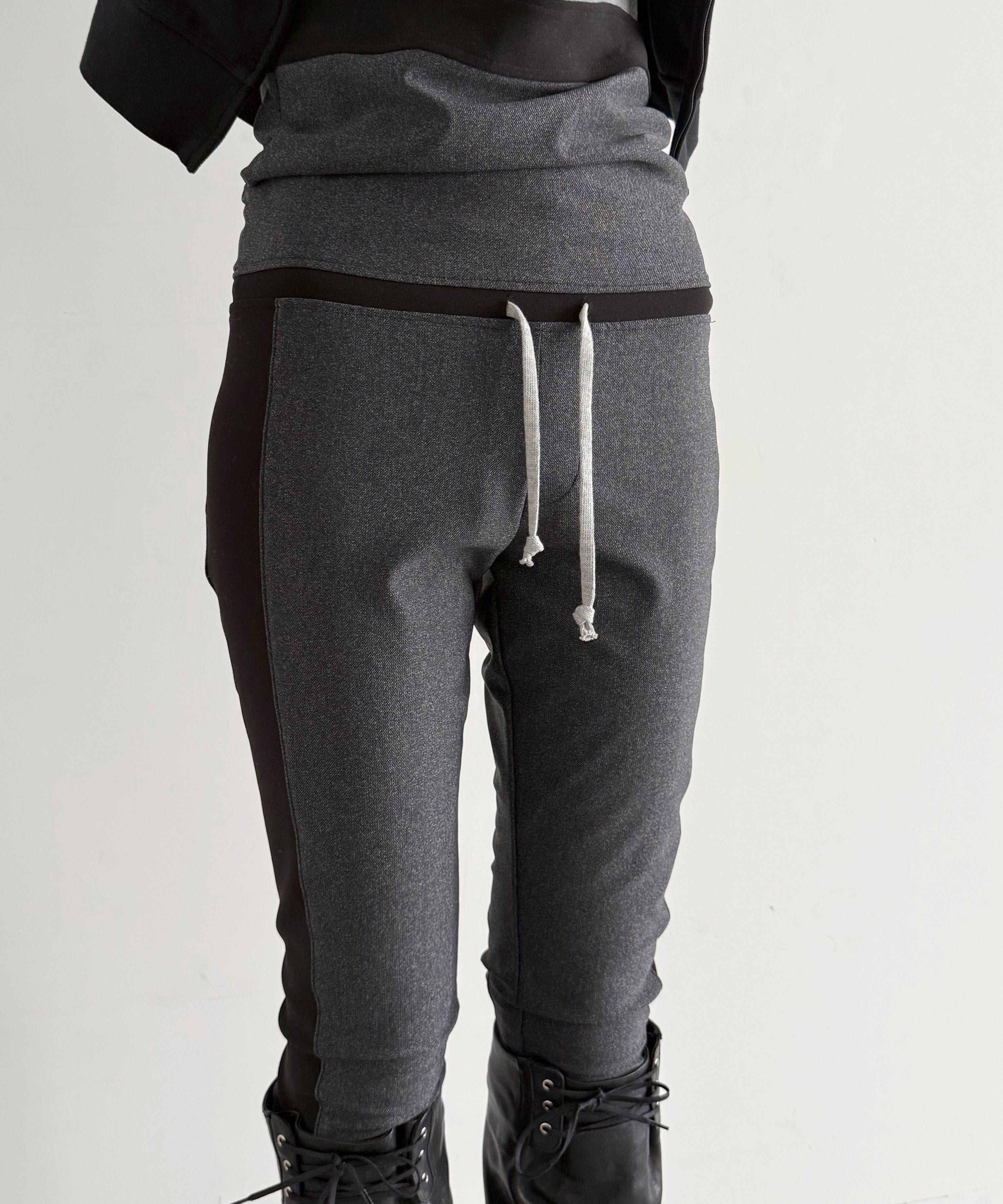 ULIKASANCTUS Corset leggings "CHARCOAL"