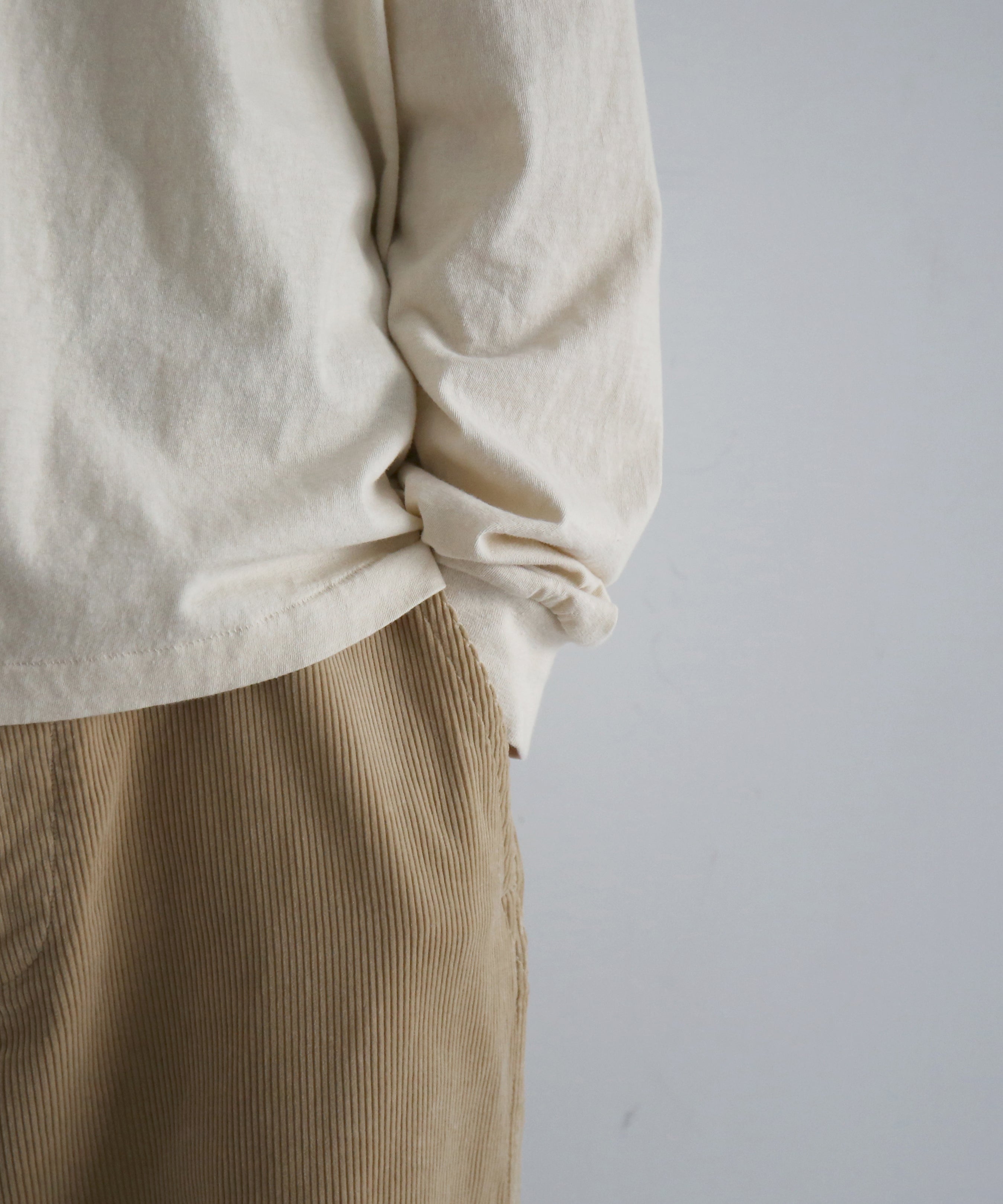 UNUSED Us2592 long-sleeve henry neck t-shirt "ECRU"