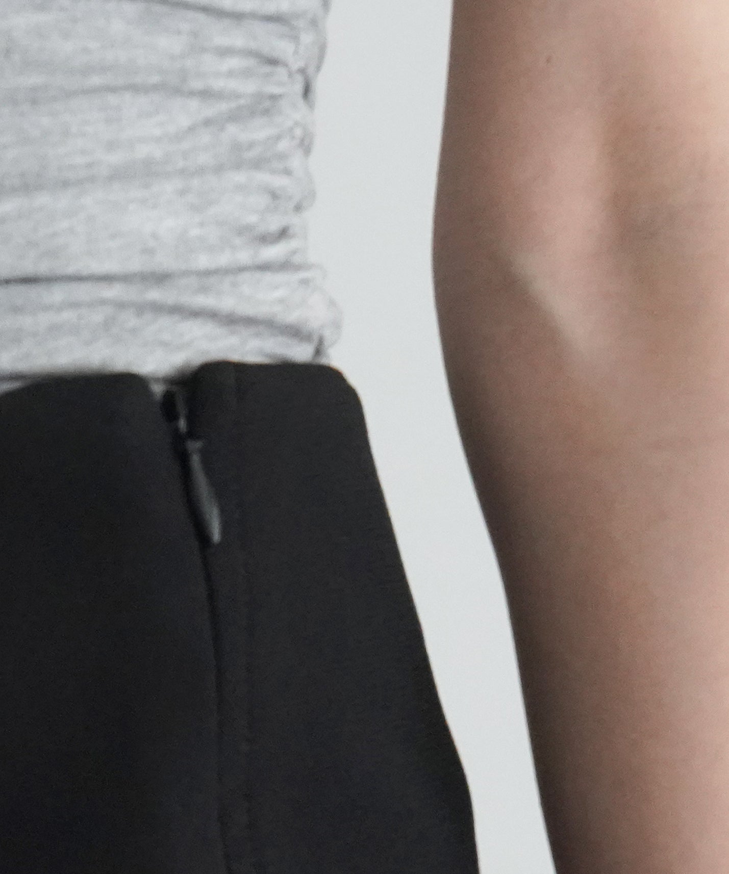 GANNI Bonded crepe skirt "BLACK"