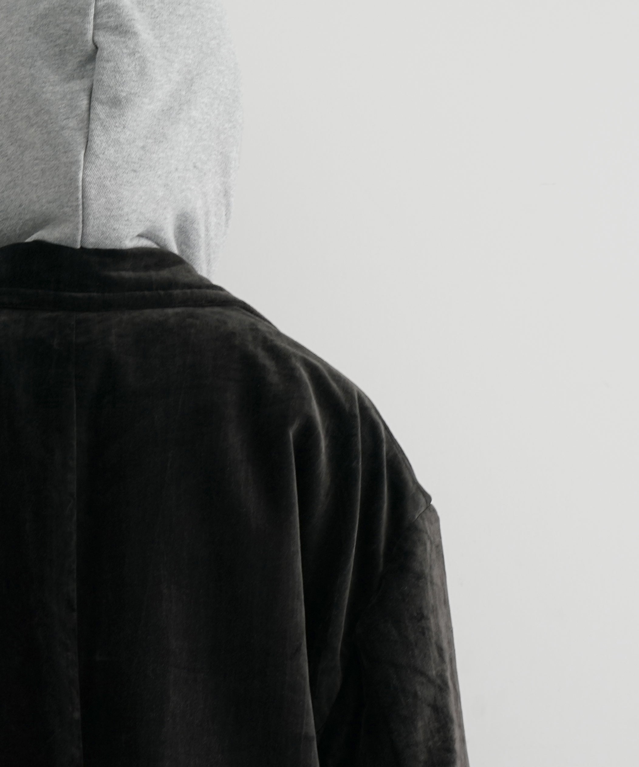 ensou. Hypersized blazer "SUMI-DYED BLACK"