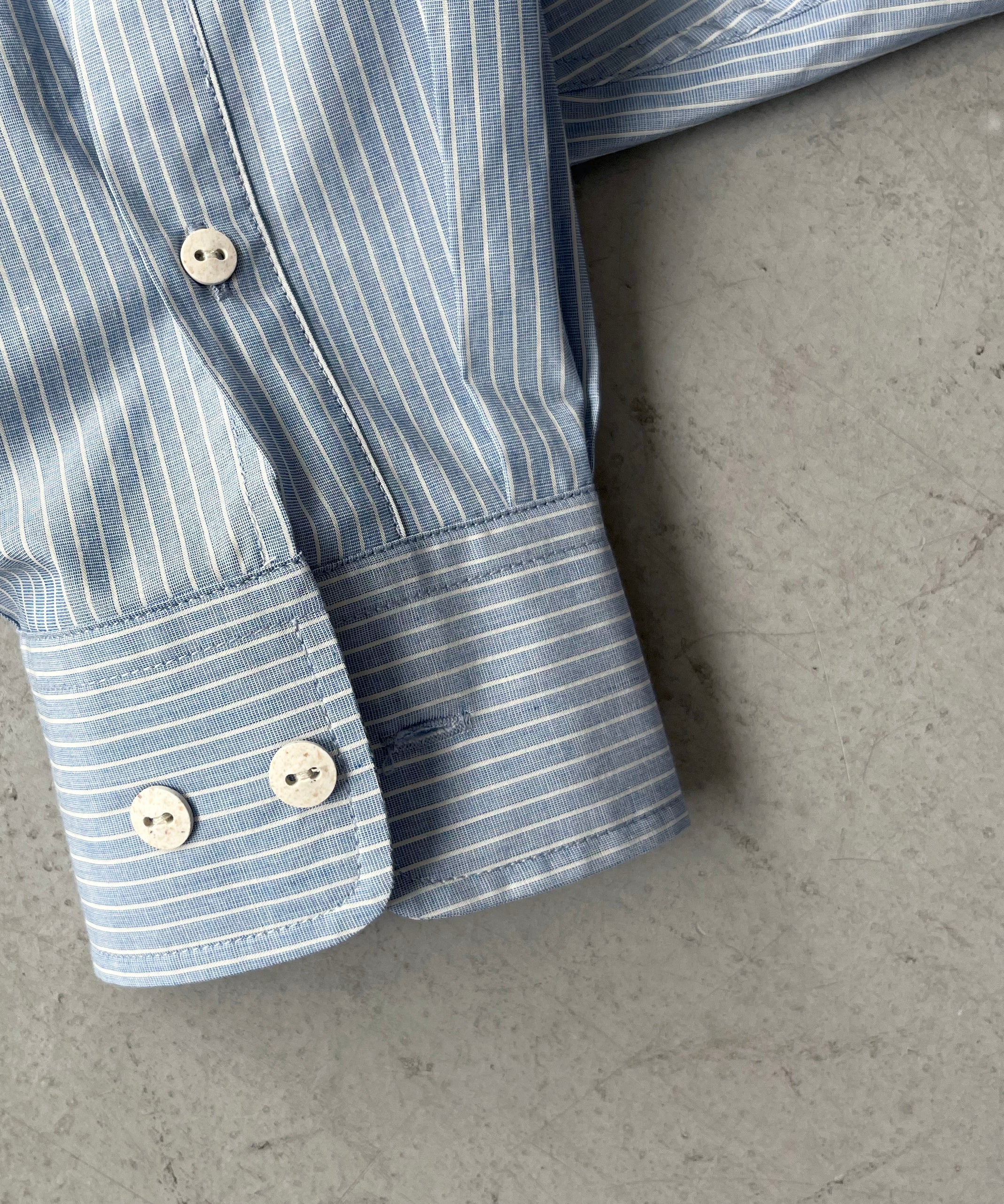 Baserange Claude shirt "BLUE STRIPE"