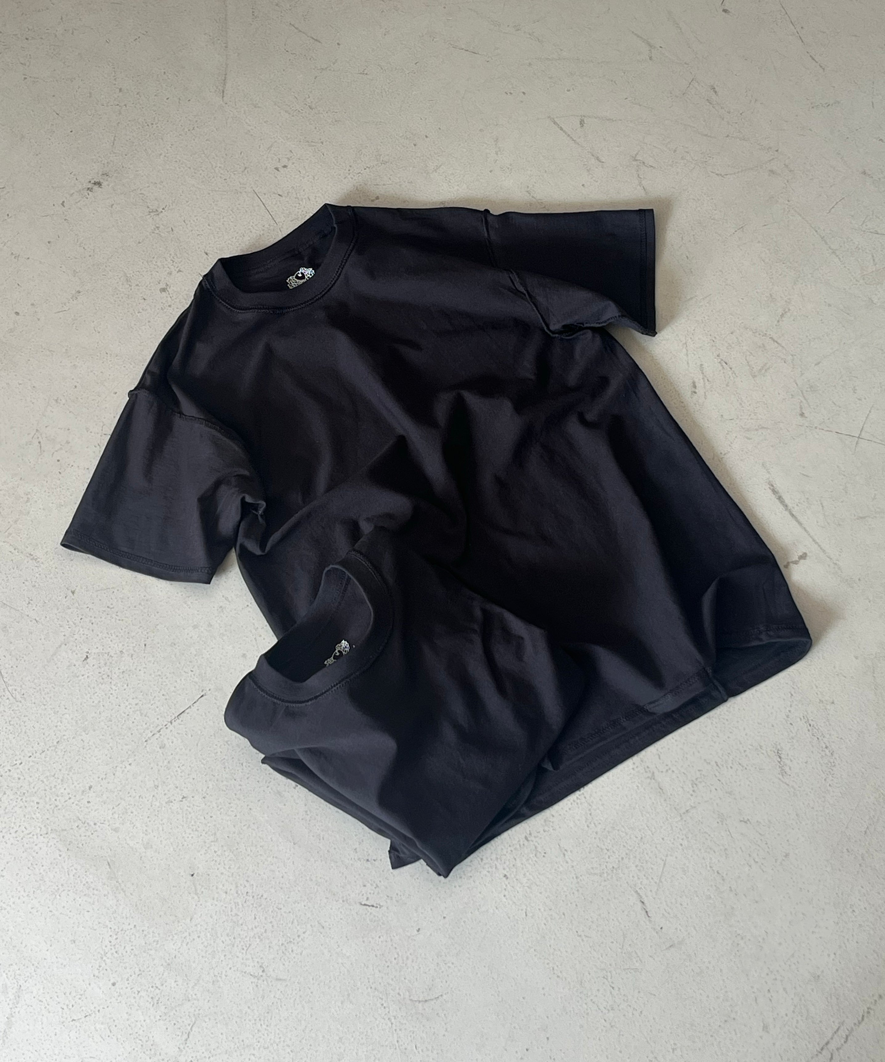 UNUSED Us2025 fruit of the loom×unused 2pack t-shirt "BLACK×BLACK"