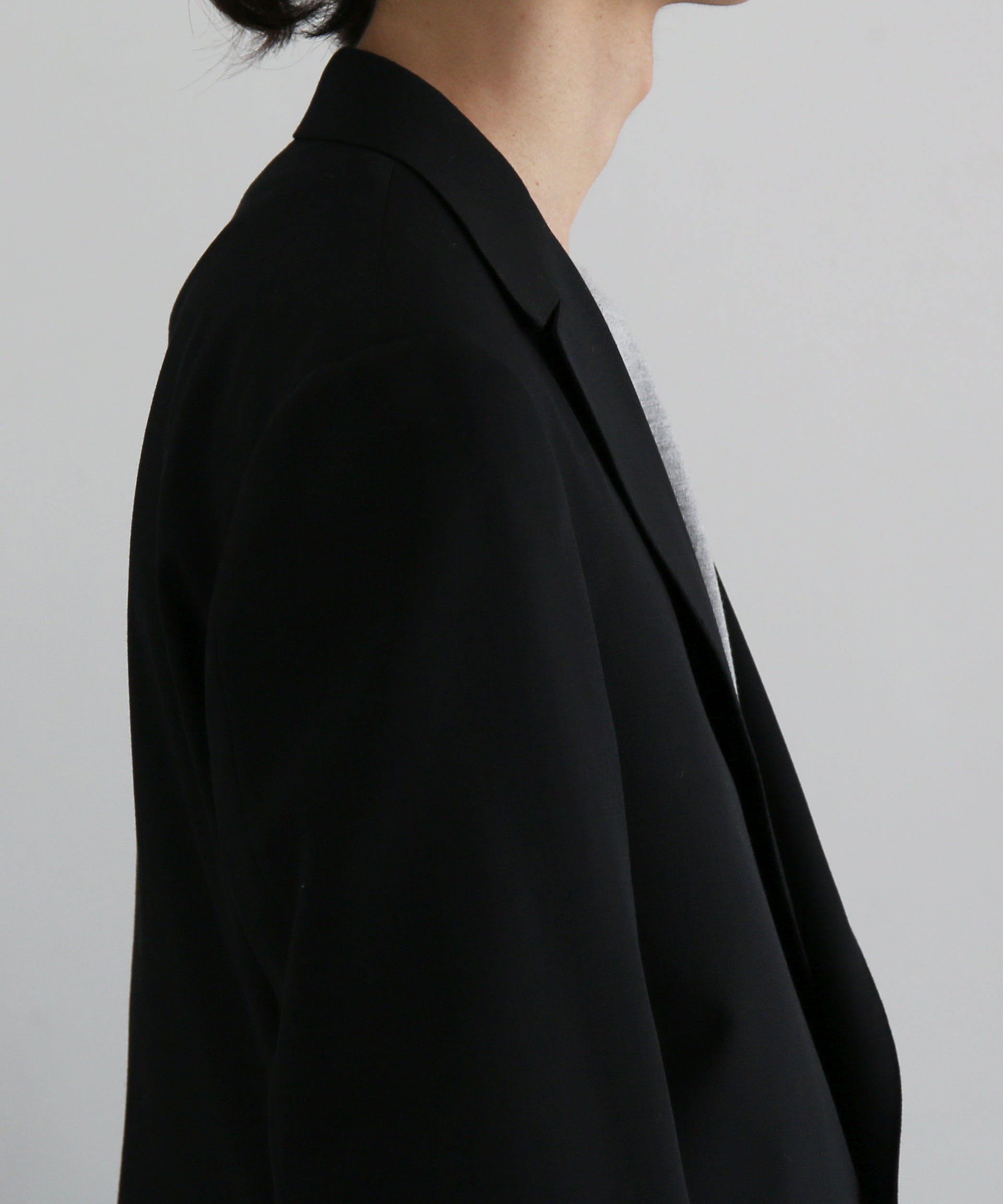 REVERBERATE Suit jacket single “BLACK”