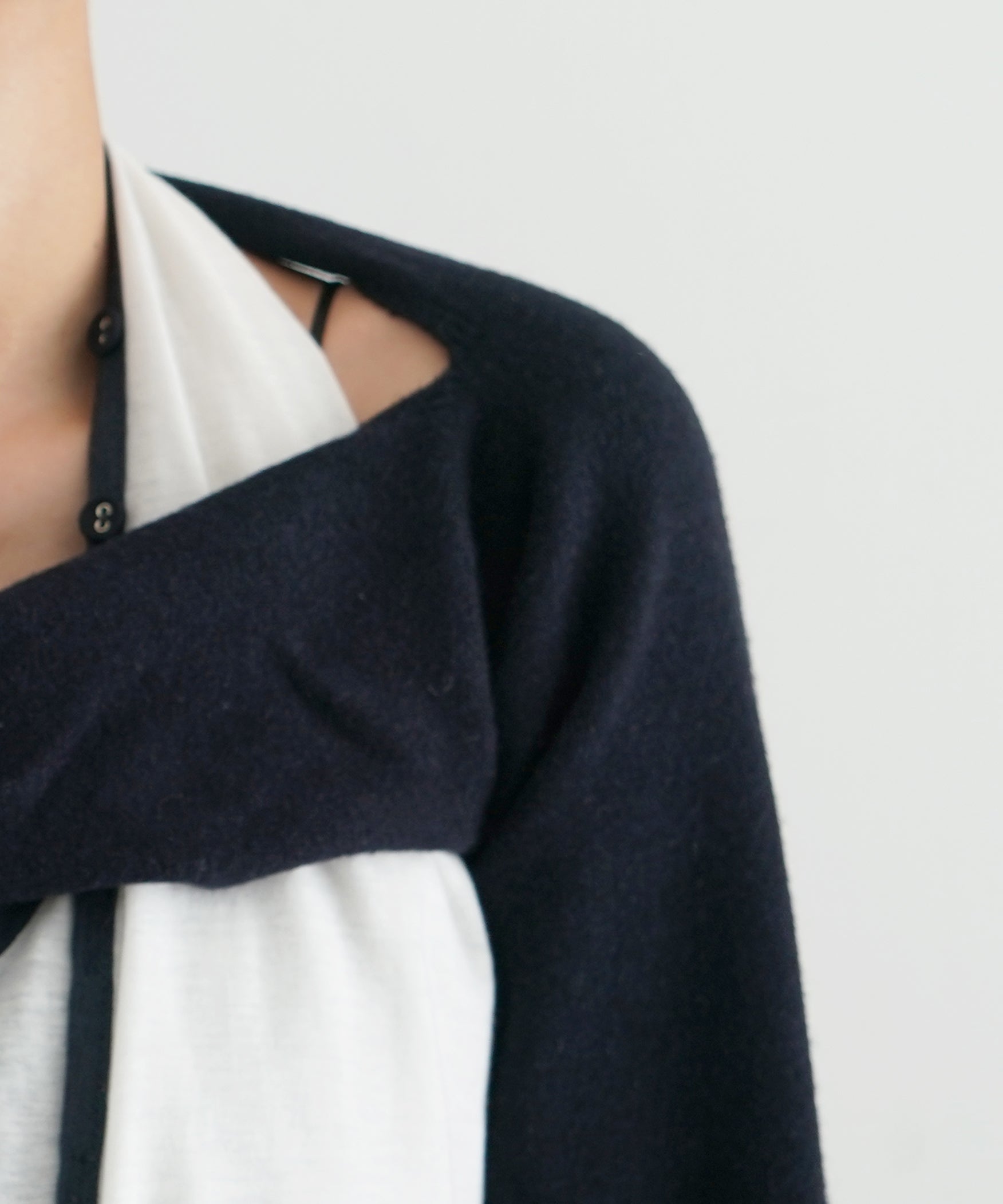 ULIKASANCTUS Double slit kint bolero "DEEP NAVY"