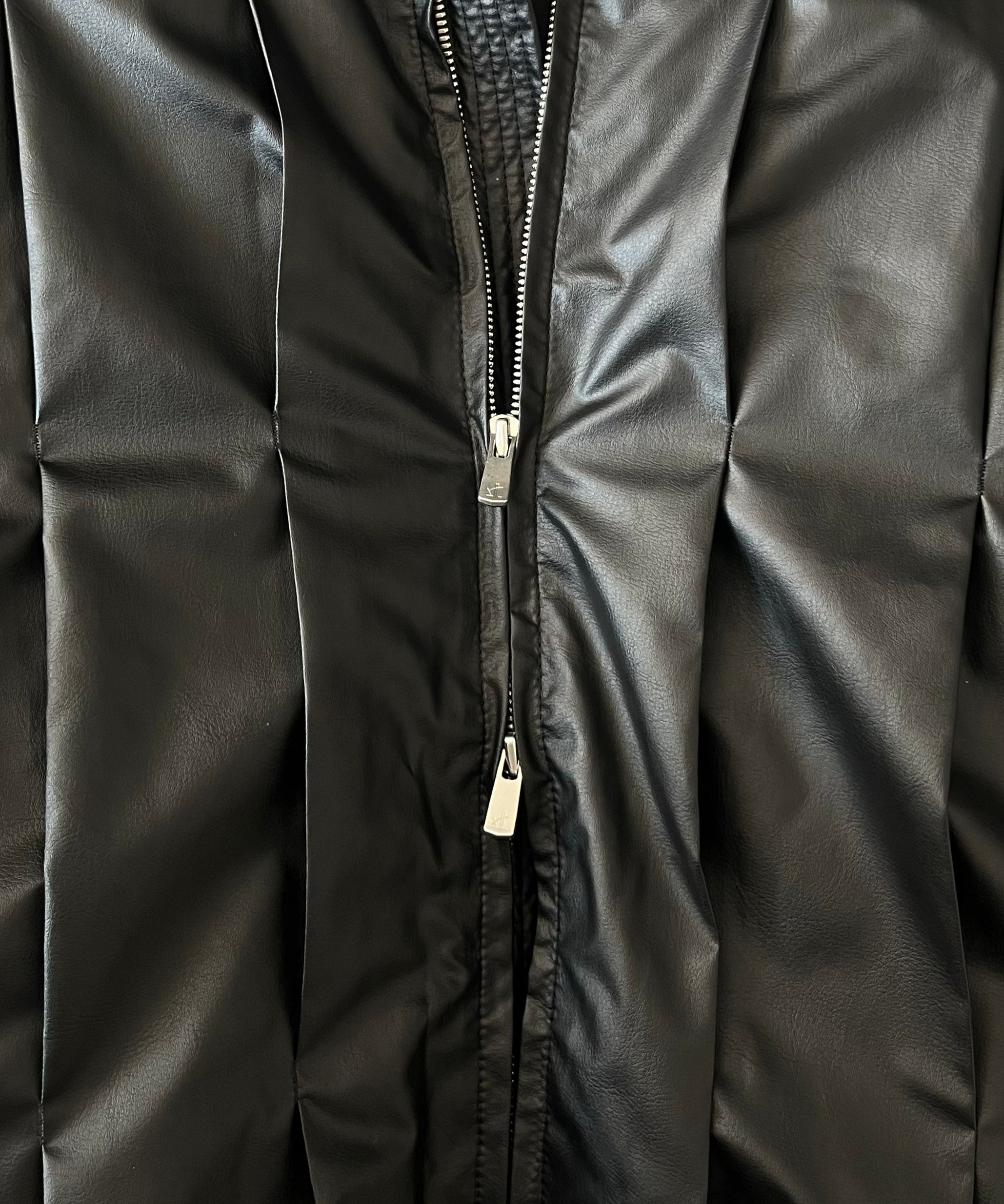 POST ARCHIVE FACTION(PAF) Cocoon Down "METALLIC BLACK"