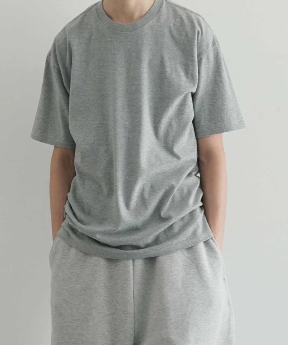 AURALEE Seamless crew neck tee "TOP GRAY"