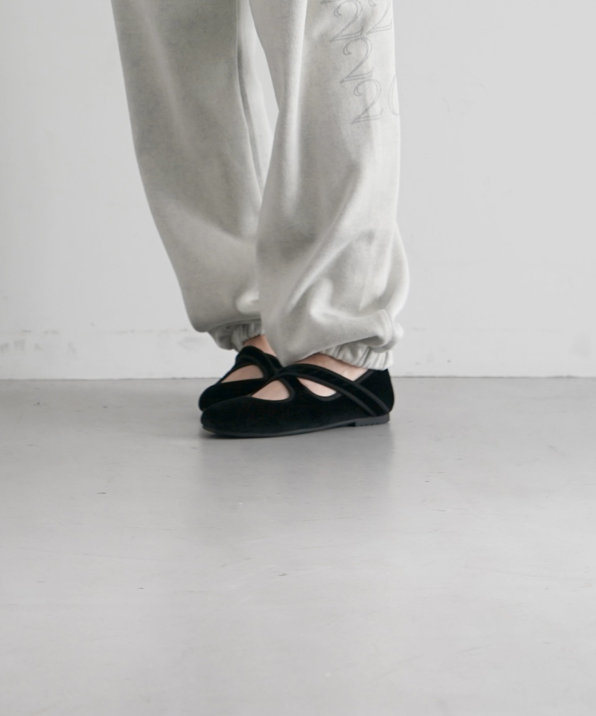 ULIKASANCTUS Curtain jersey pants "IVORY"