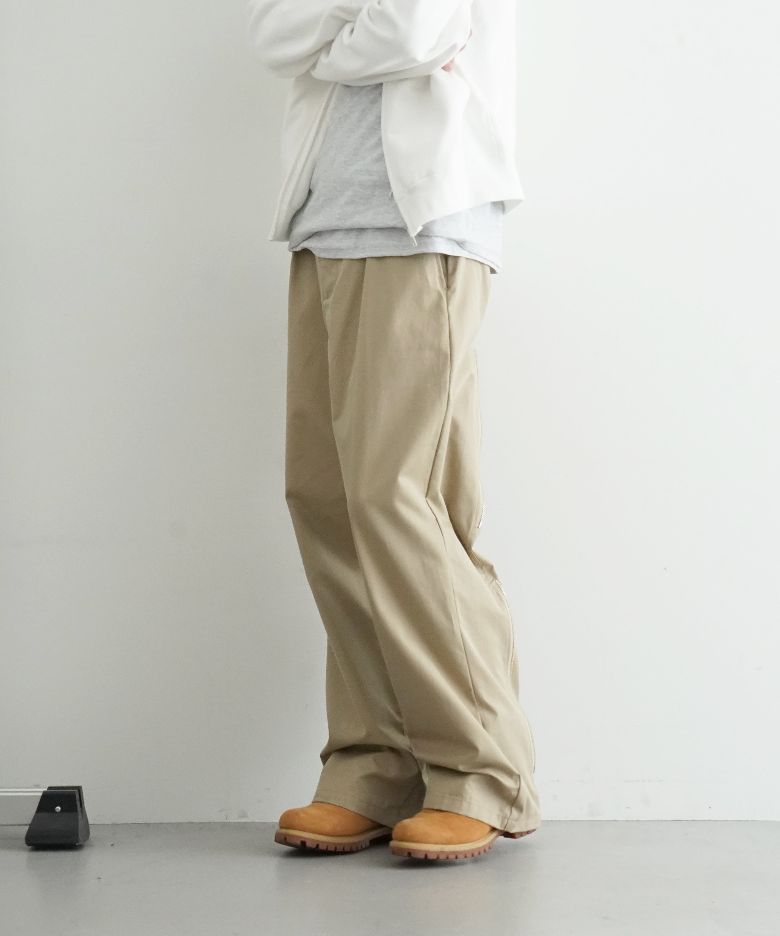 ICE & TECHNO Bondage wide chino "BEIGE"