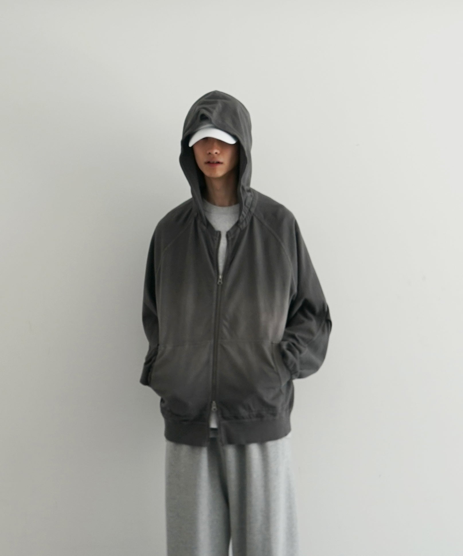 SAN SAN GEAR Washed hoodie zip-up "CHARCOAL"