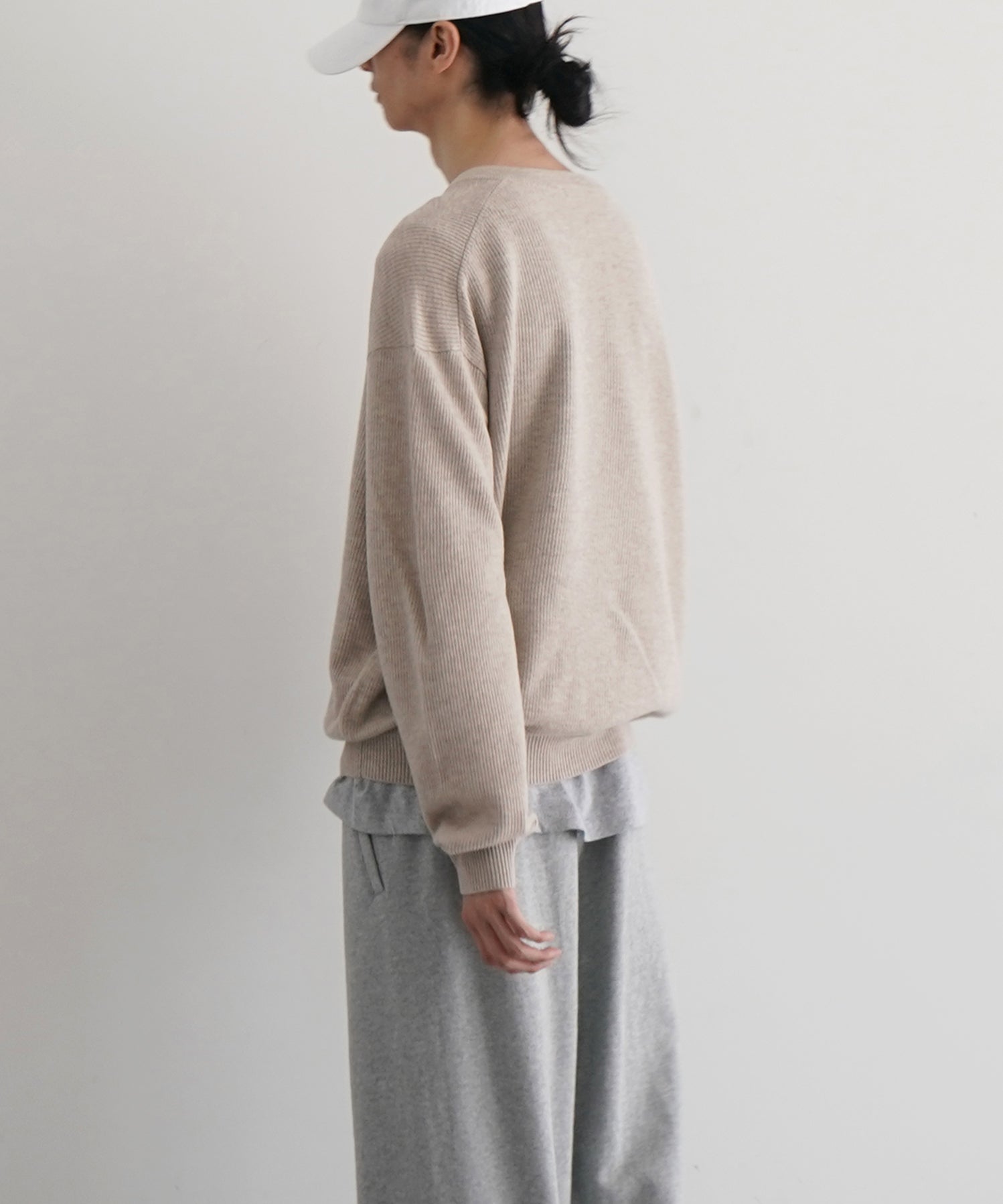 crepuscule V neck p/o "BEIGE"