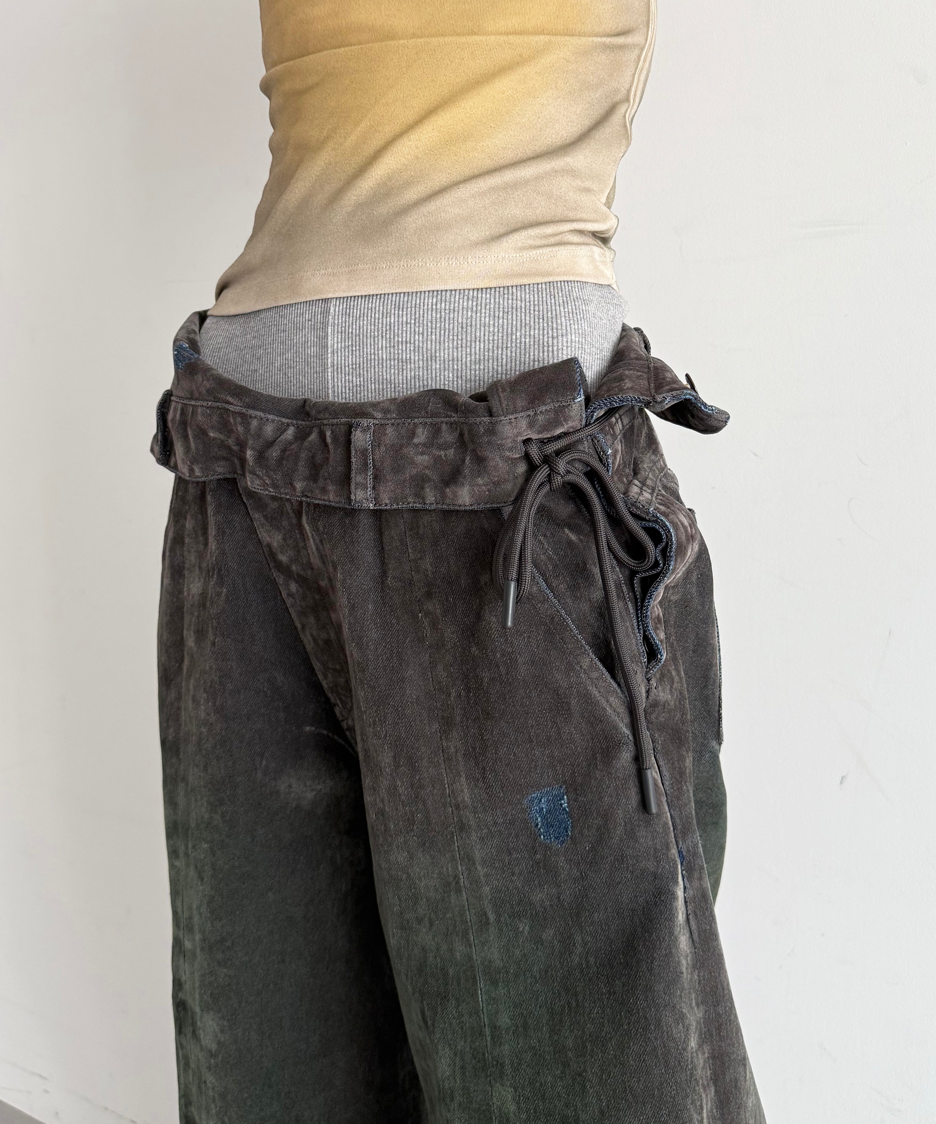 LOADINGROOM Twisted waist jeans "VELVET GREY"