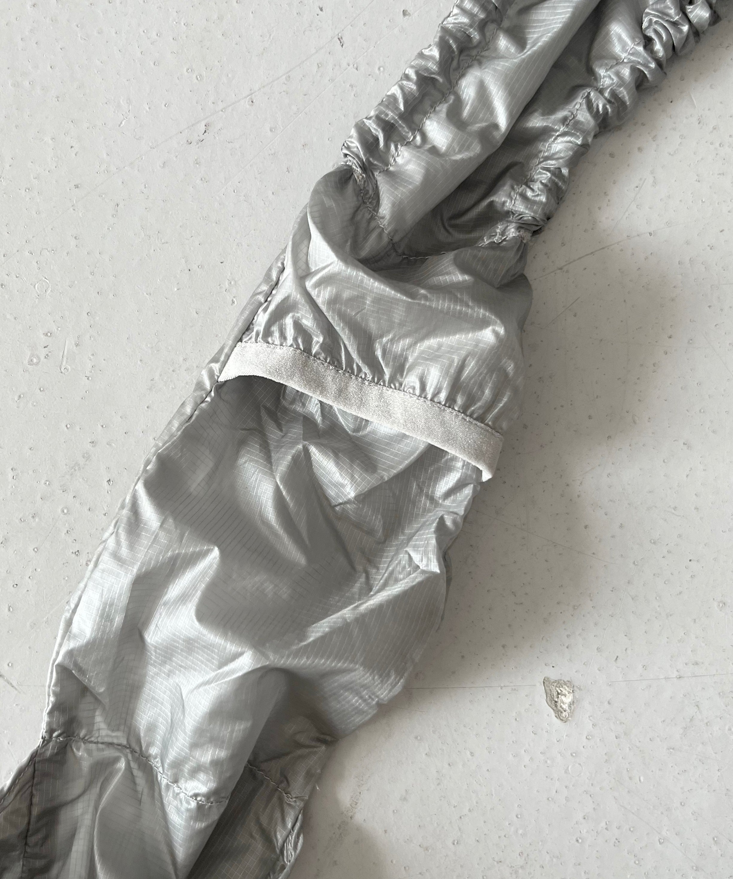 ROA Laki packable knot bag "SILVER"