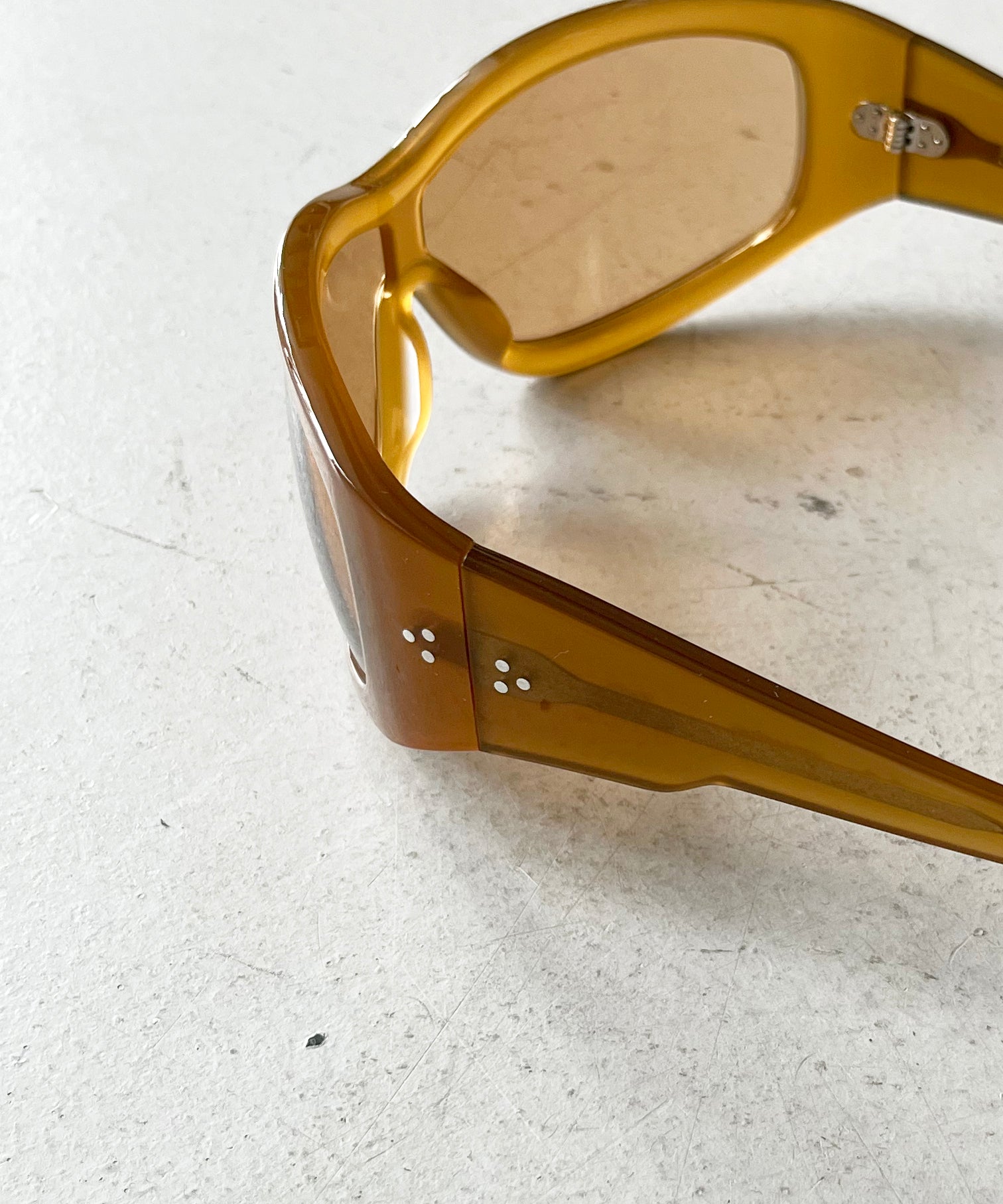 PORT TANGER Nunny "AMBER LENS"